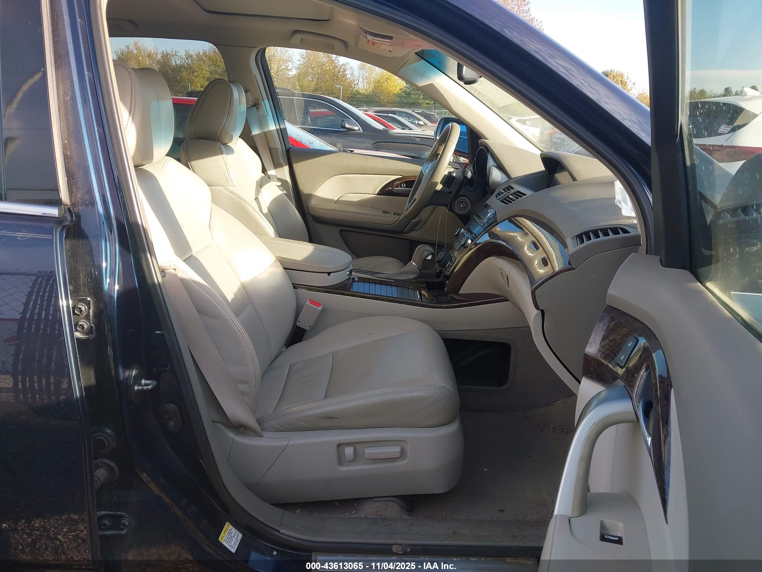 ACURA MDX image 5