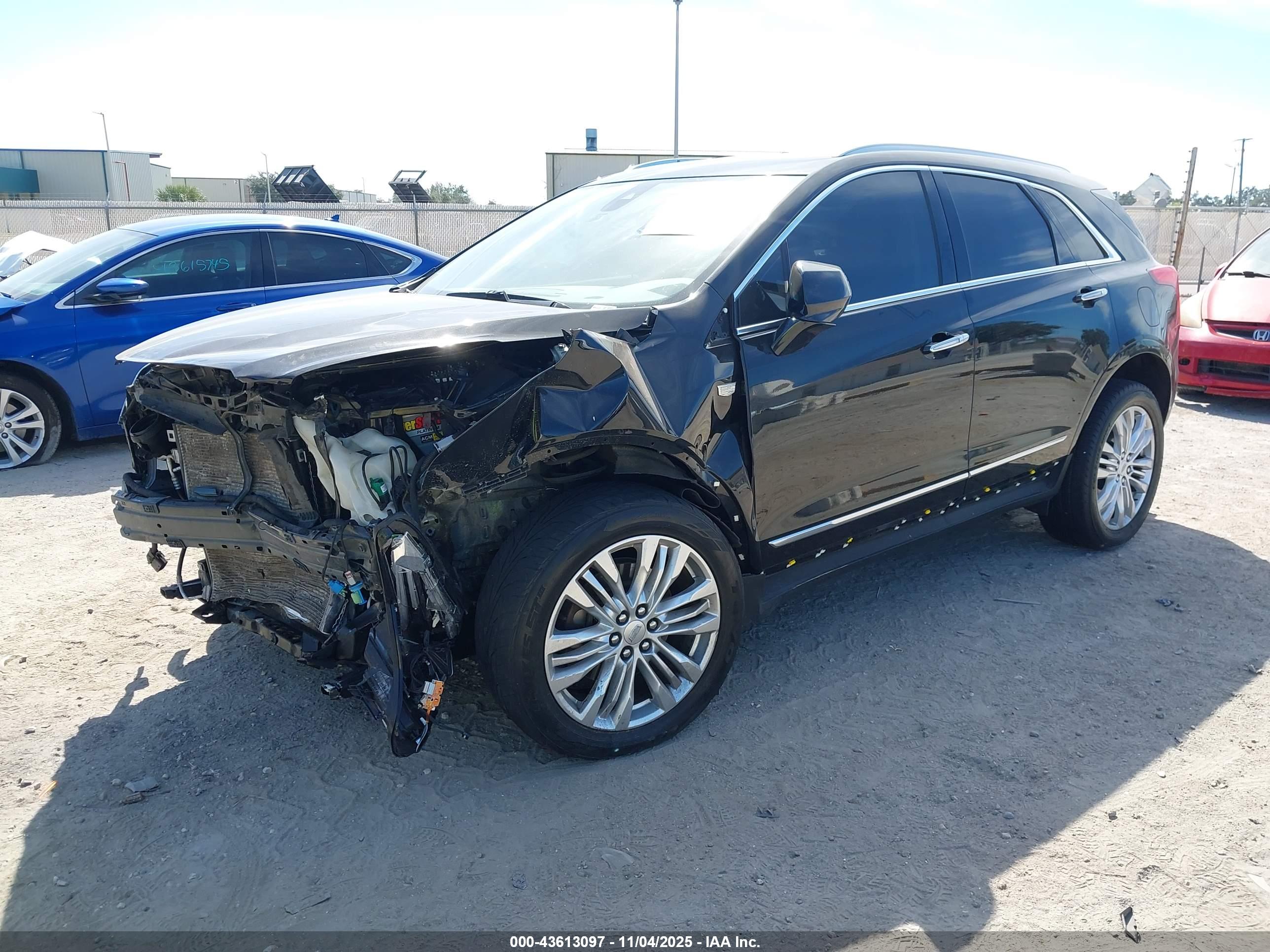 CADILLAC XT5 image 2
