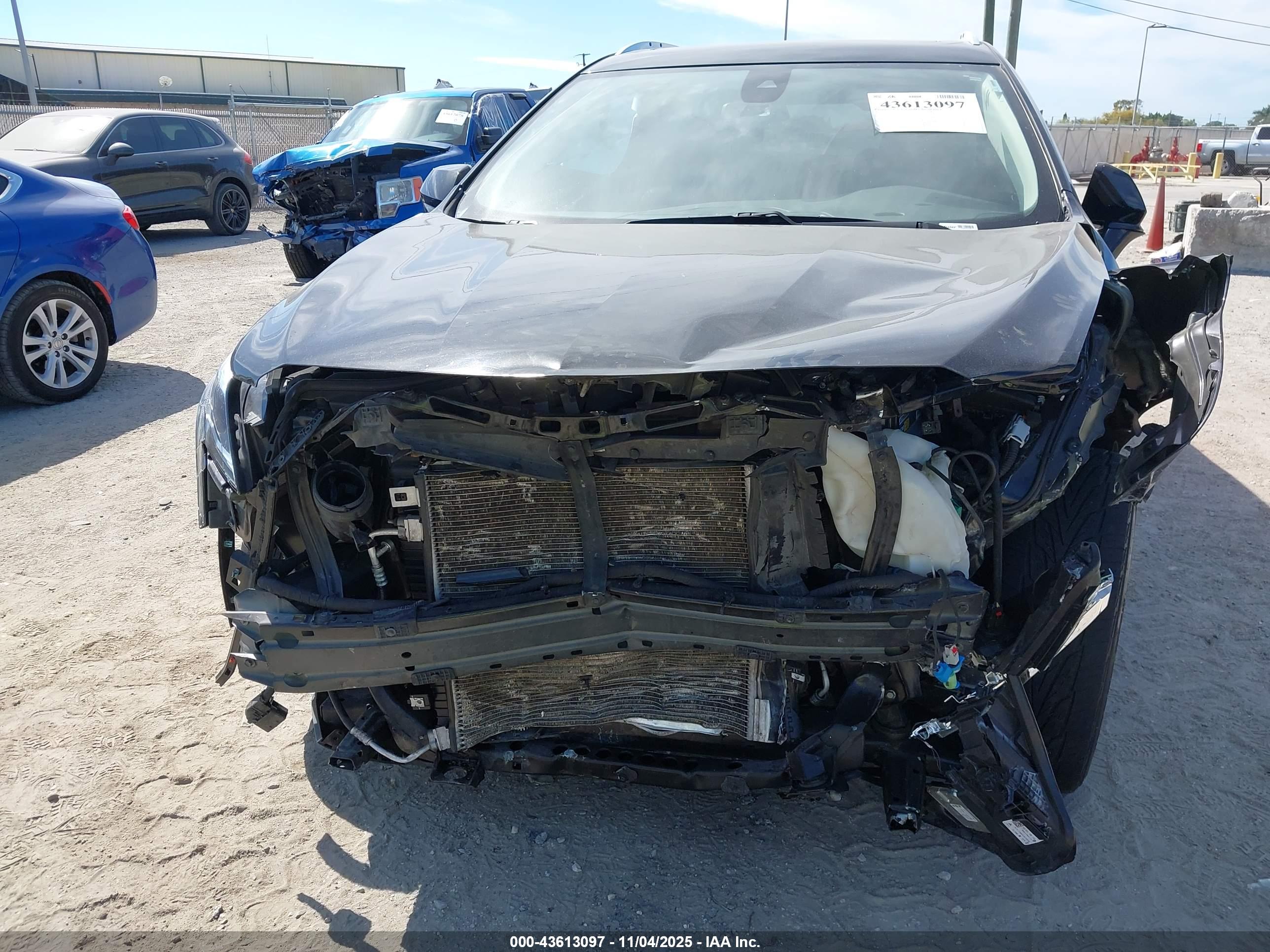 CADILLAC XT5 image 6