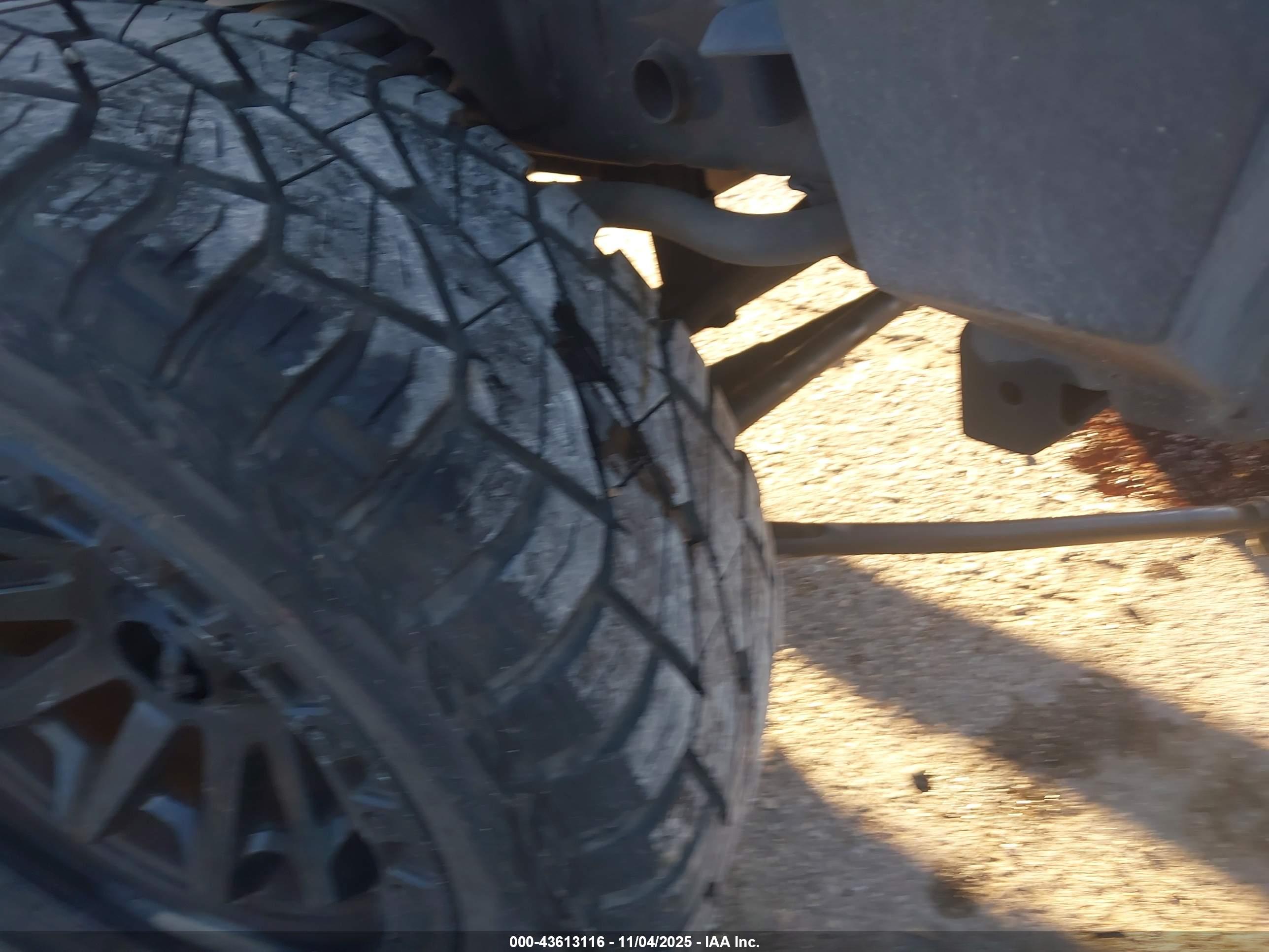 JEEP WRANGLER image 6