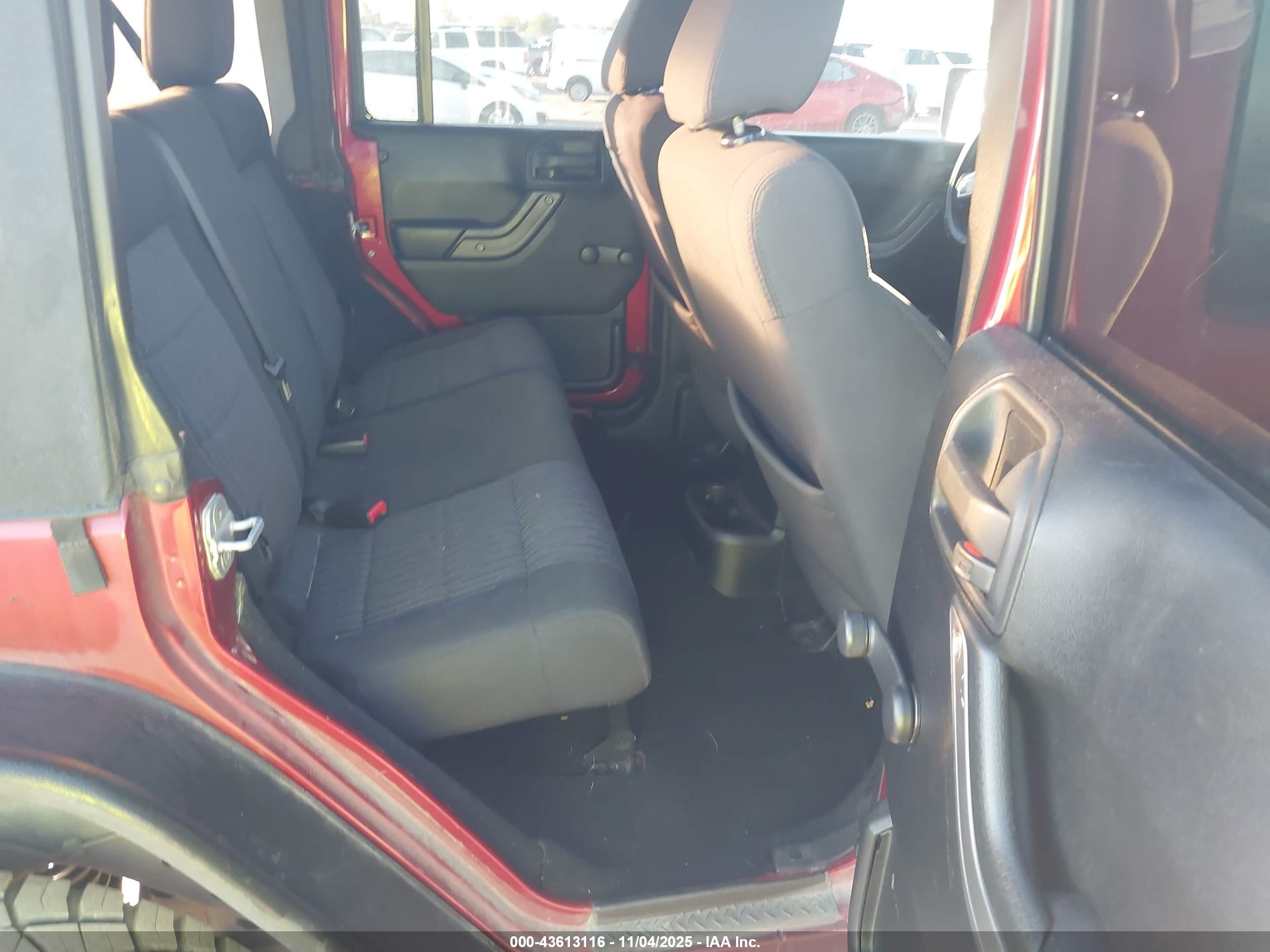JEEP WRANGLER image 8