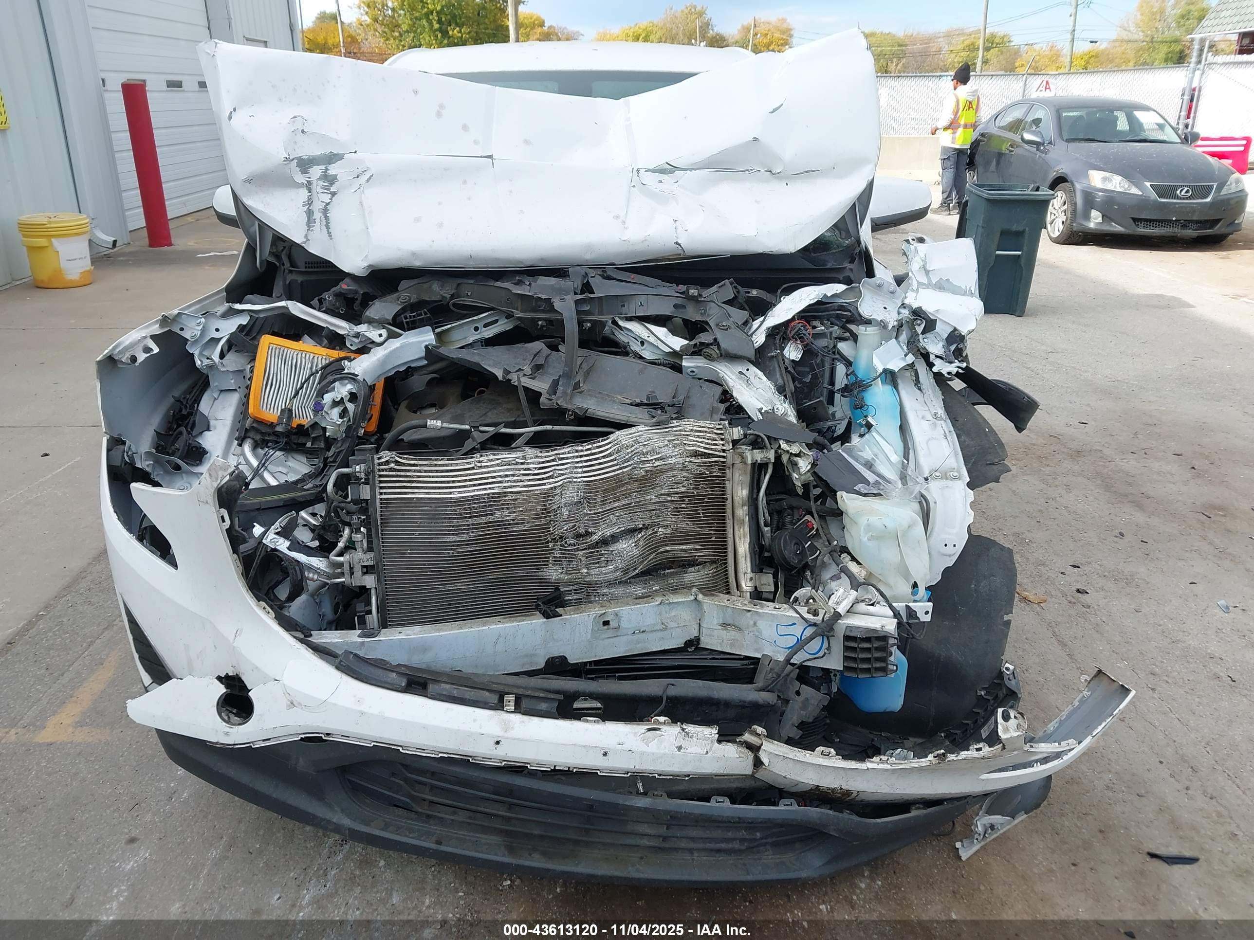 GMC TERRAIN image 6