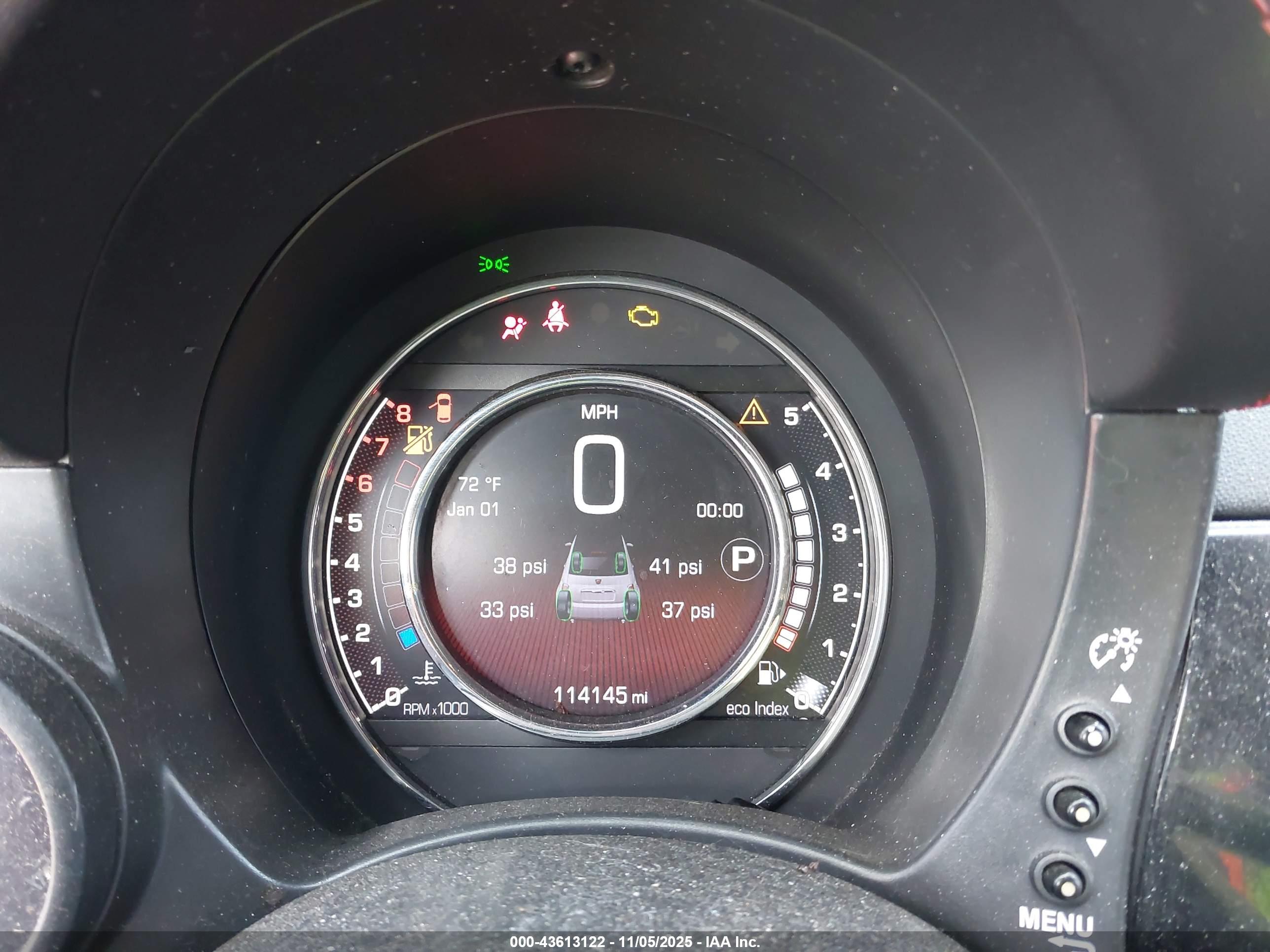 FIAT 500C image 7