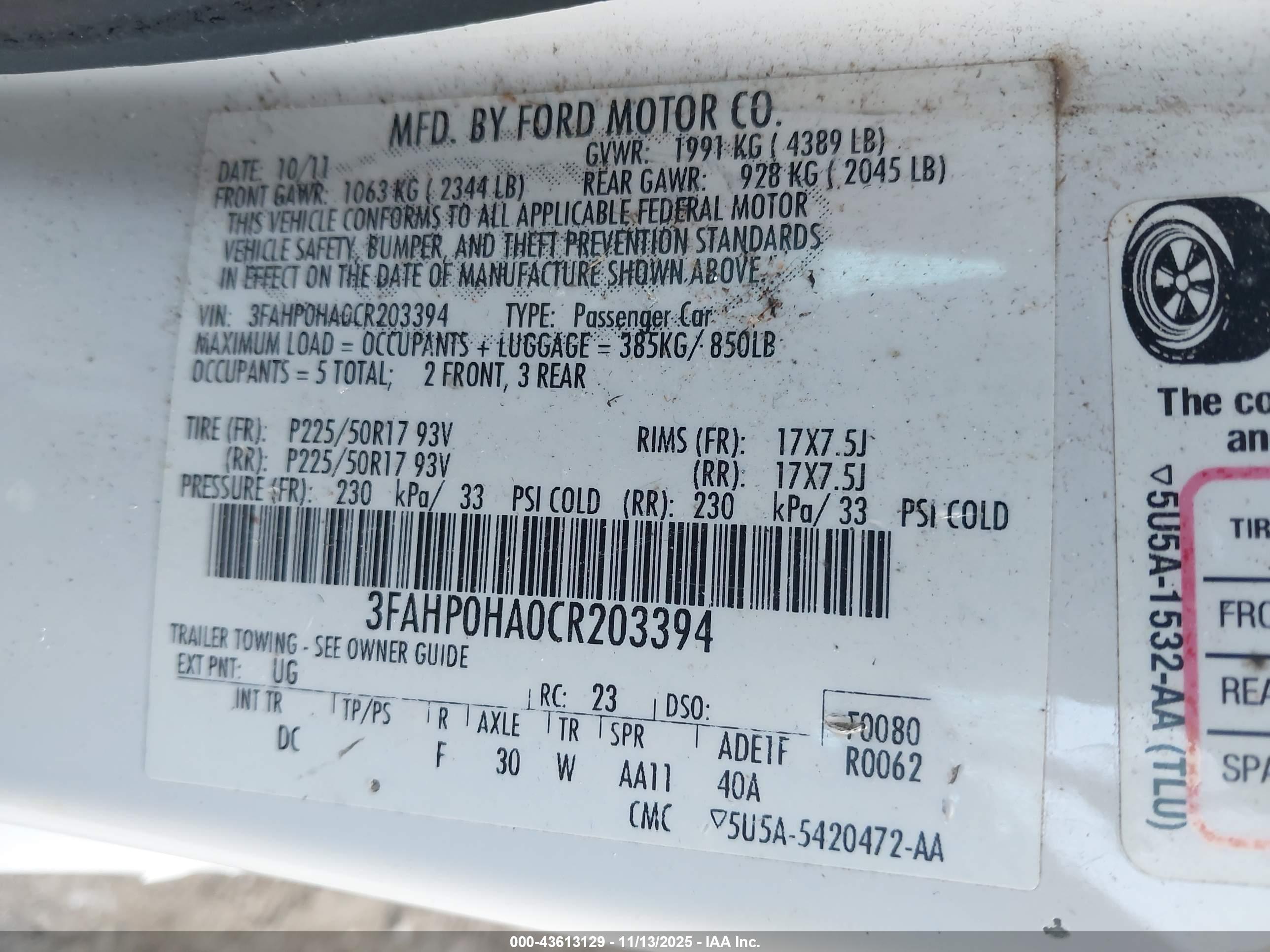FORD FUSION image 9