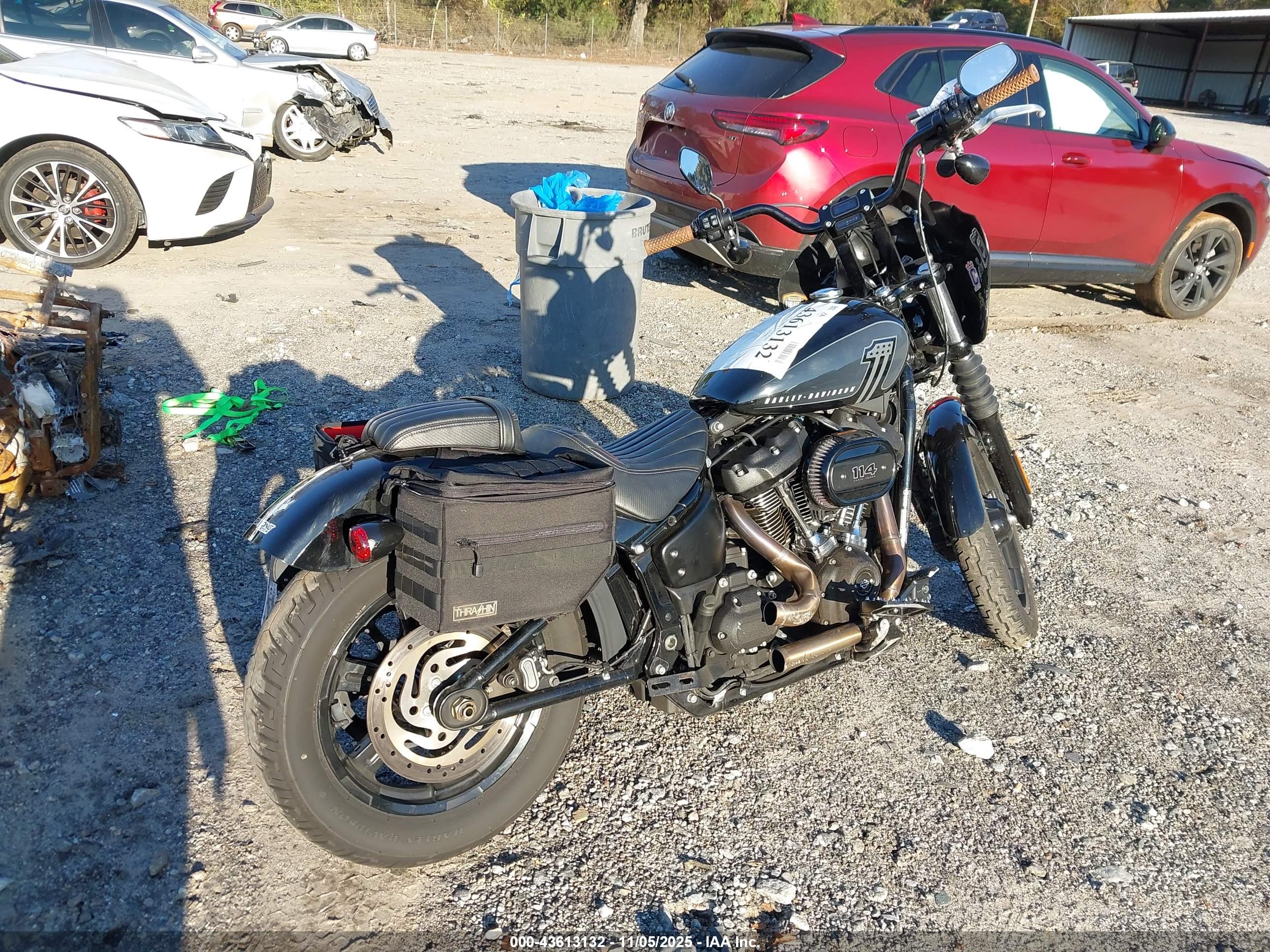 HARLEY-DAVIDSON FXBBS image 4