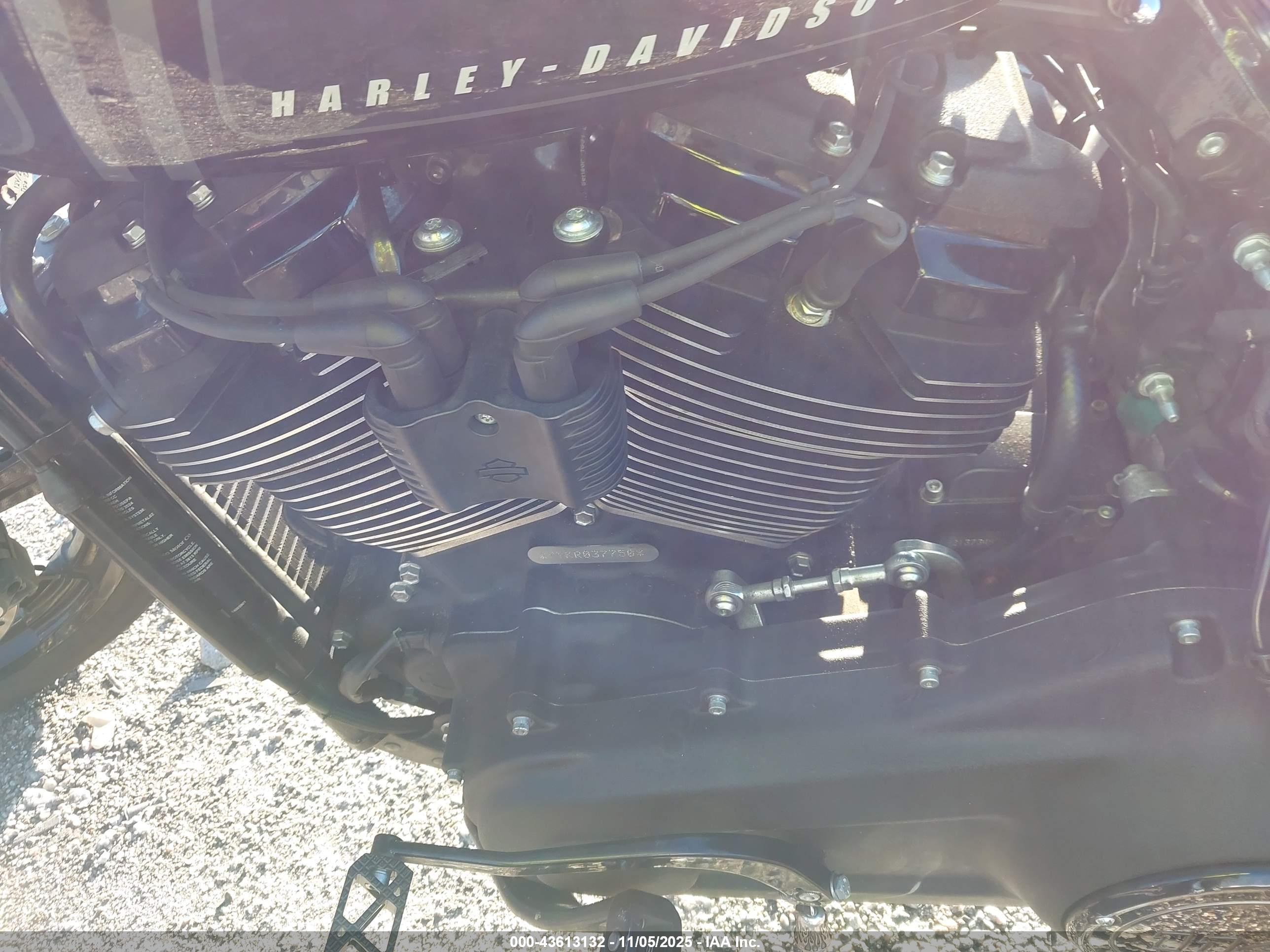 HARLEY-DAVIDSON FXBBS image 9