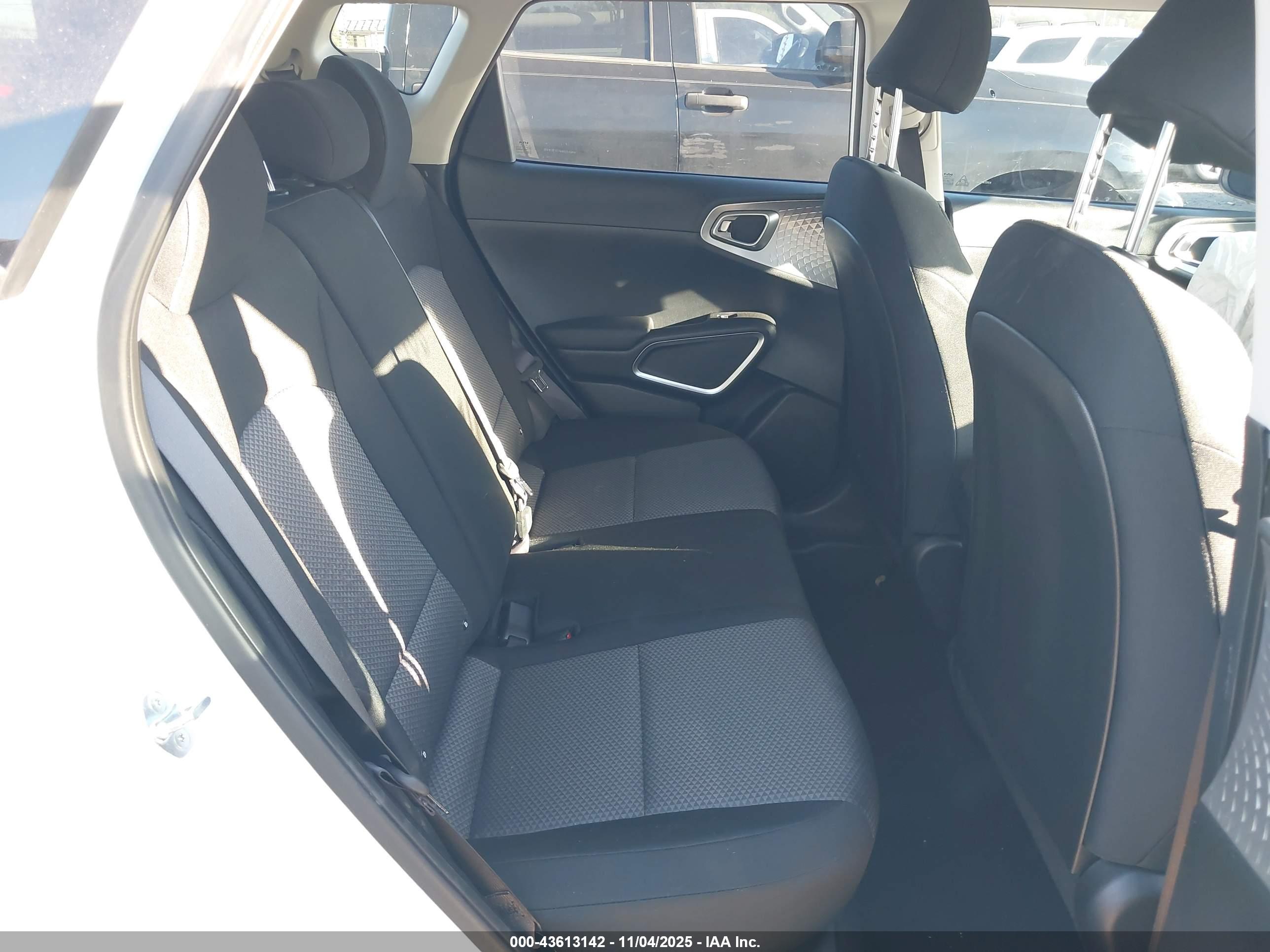 KIA SOUL image 8