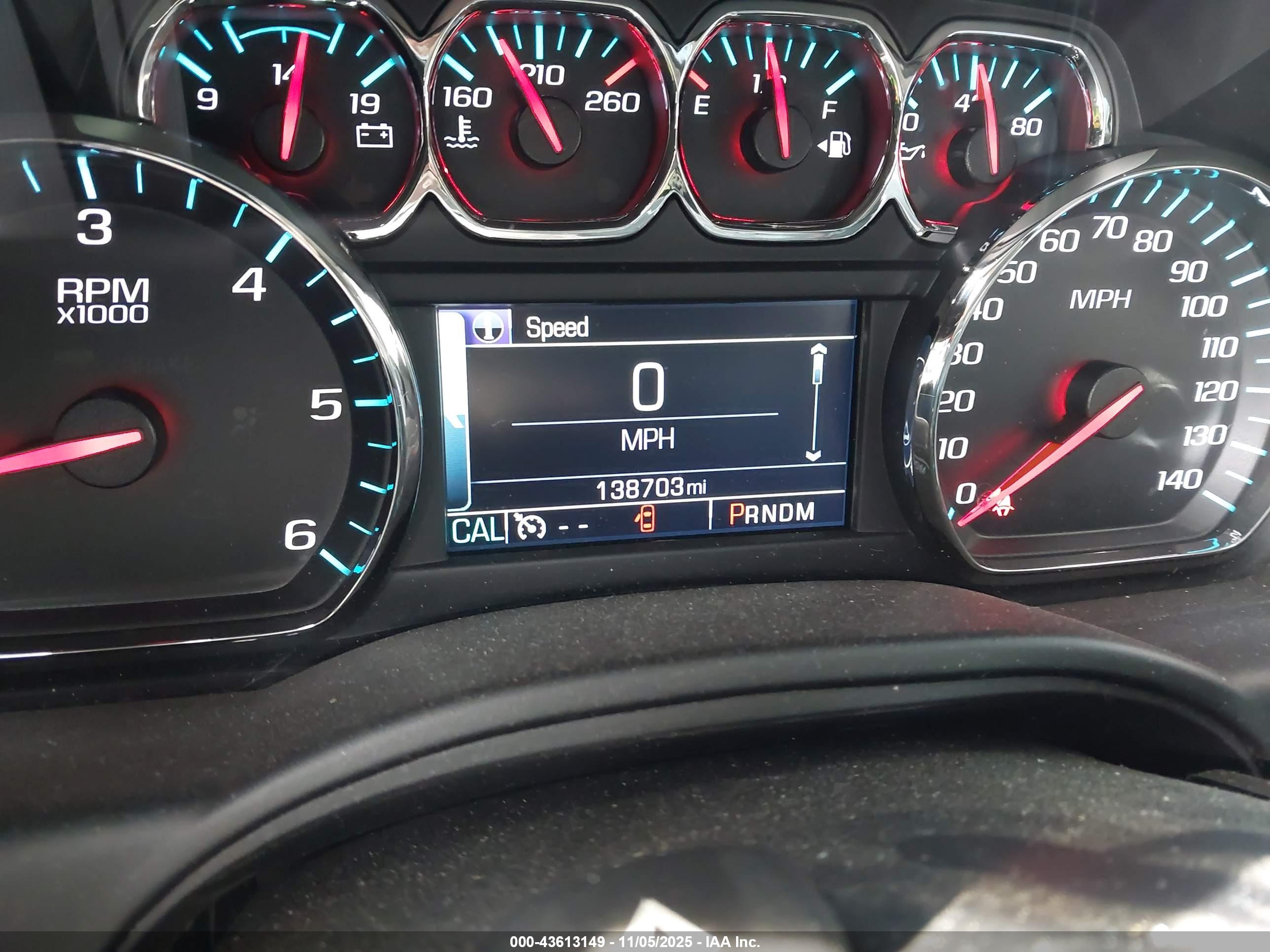 CHEVROLET TAHOE image 7