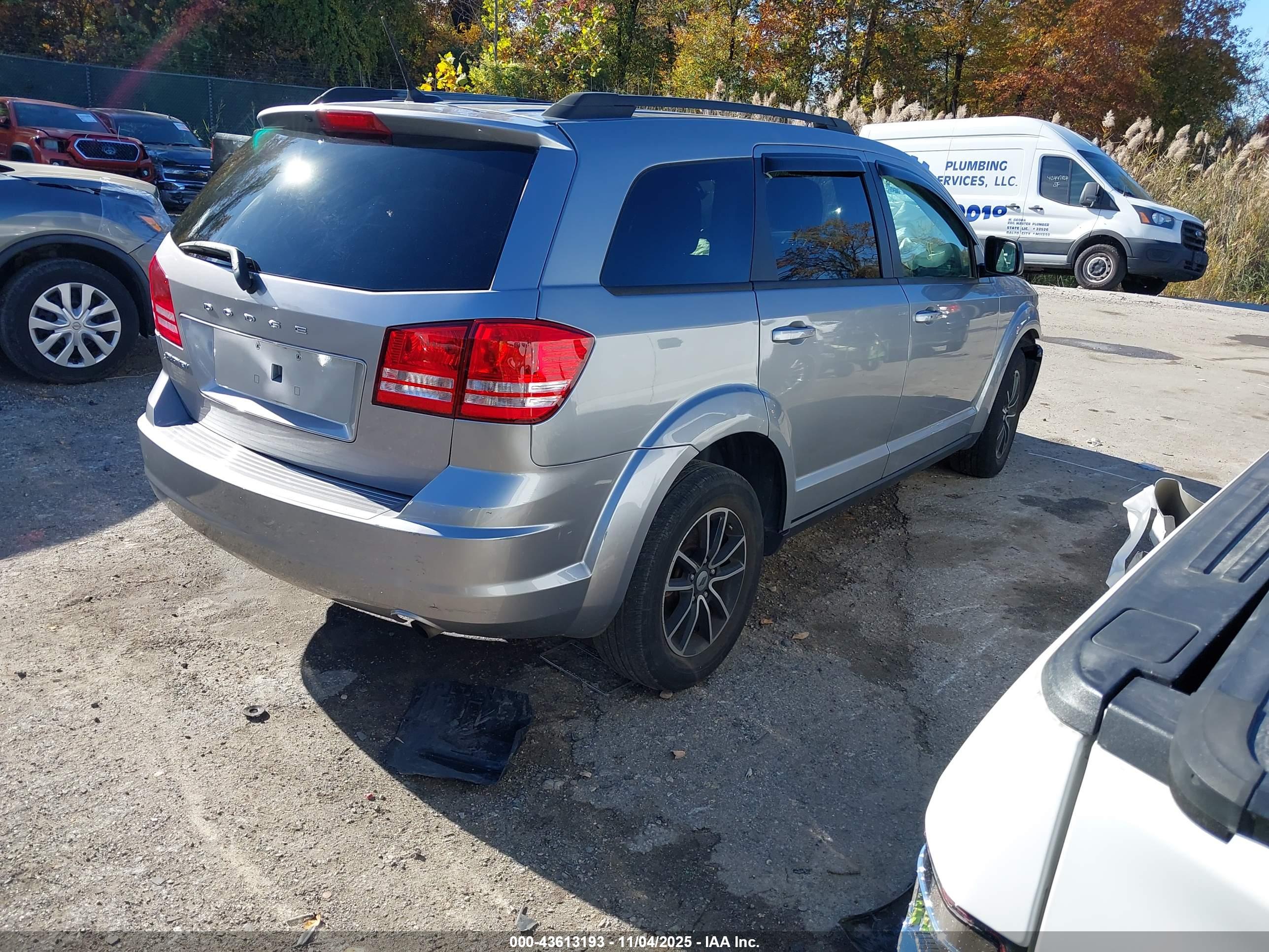 DODGE JOURNEY image 4