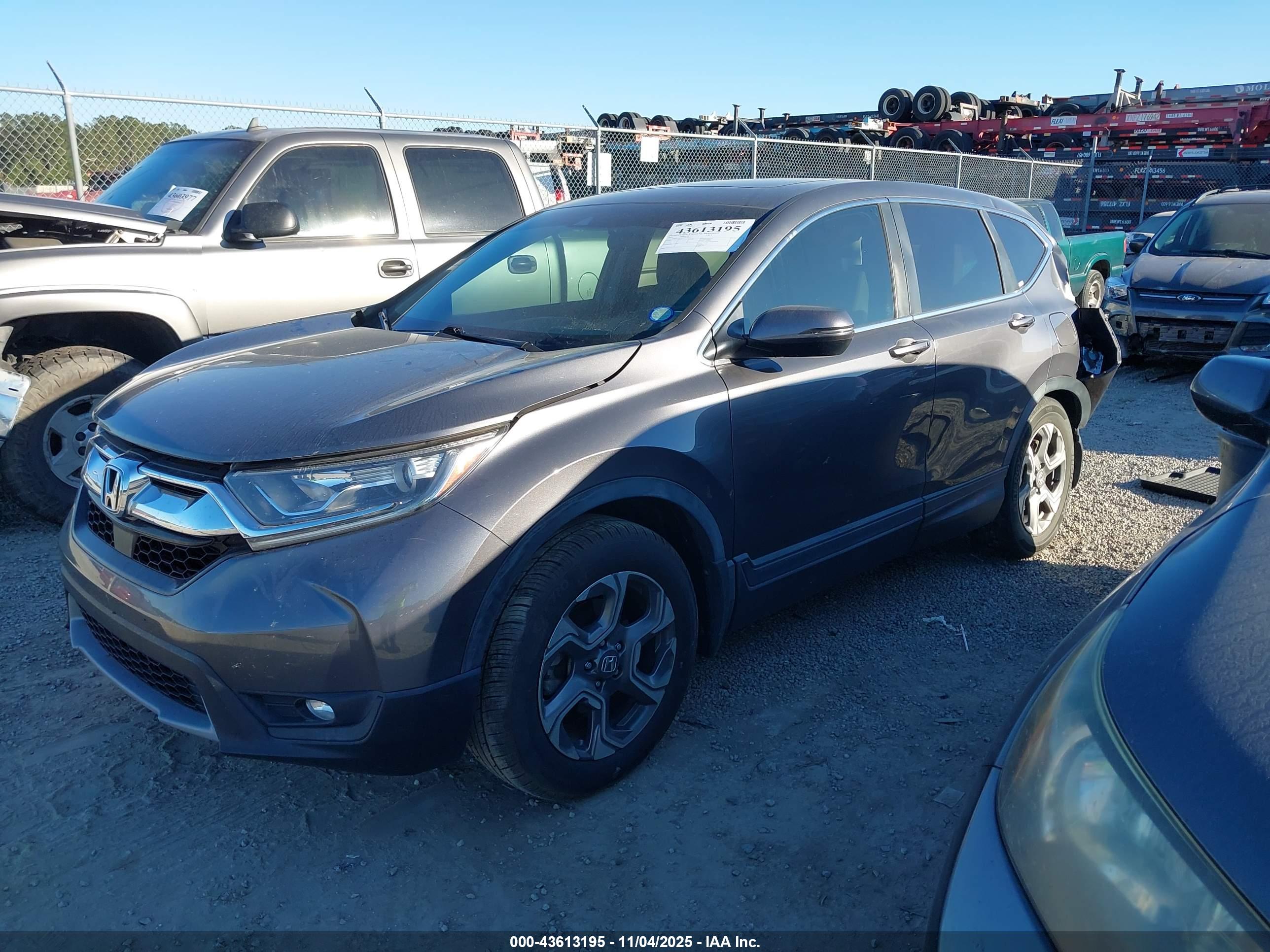 HONDA CR-V image 2