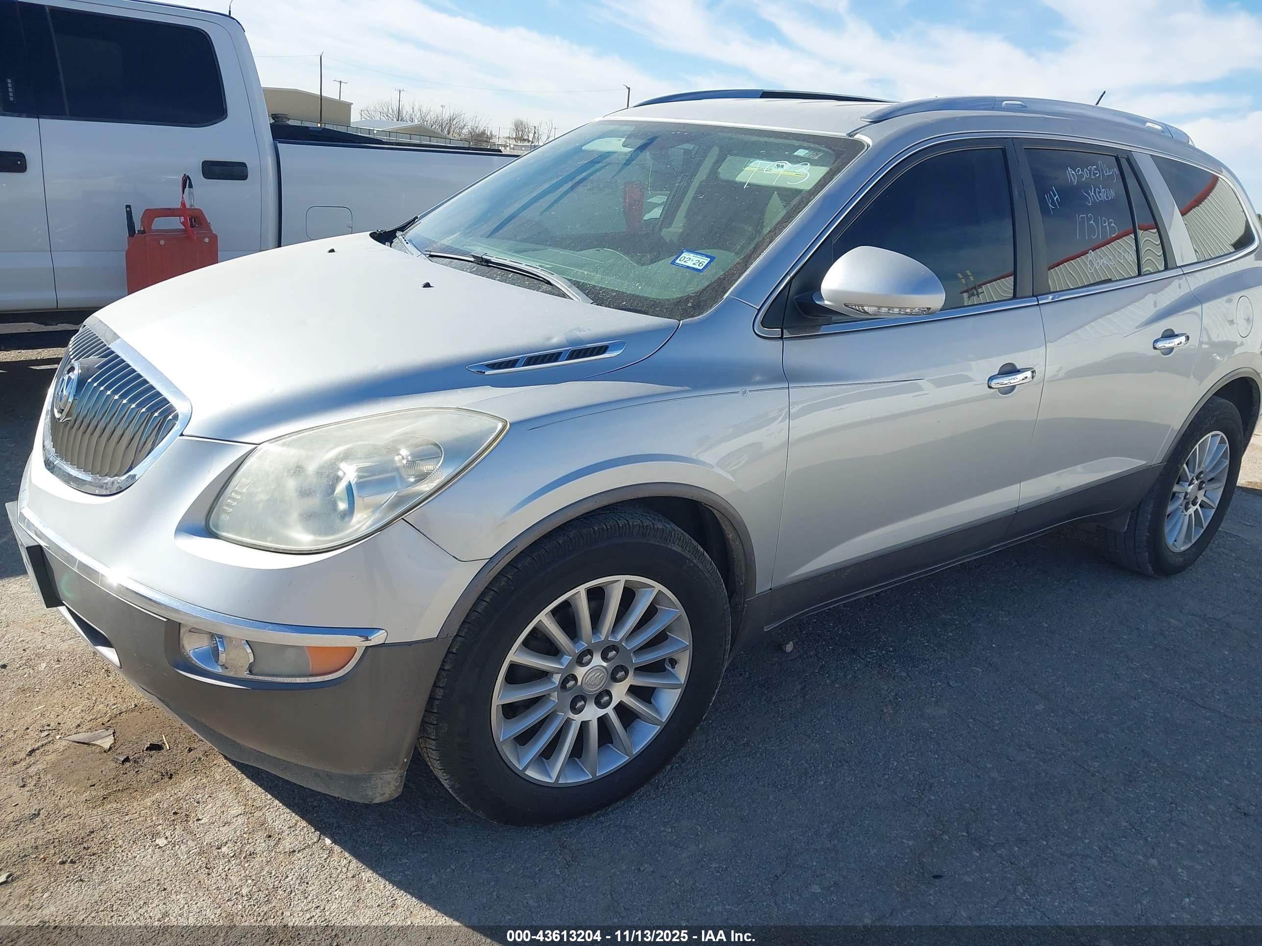 BUICK ENCLAVE image 6