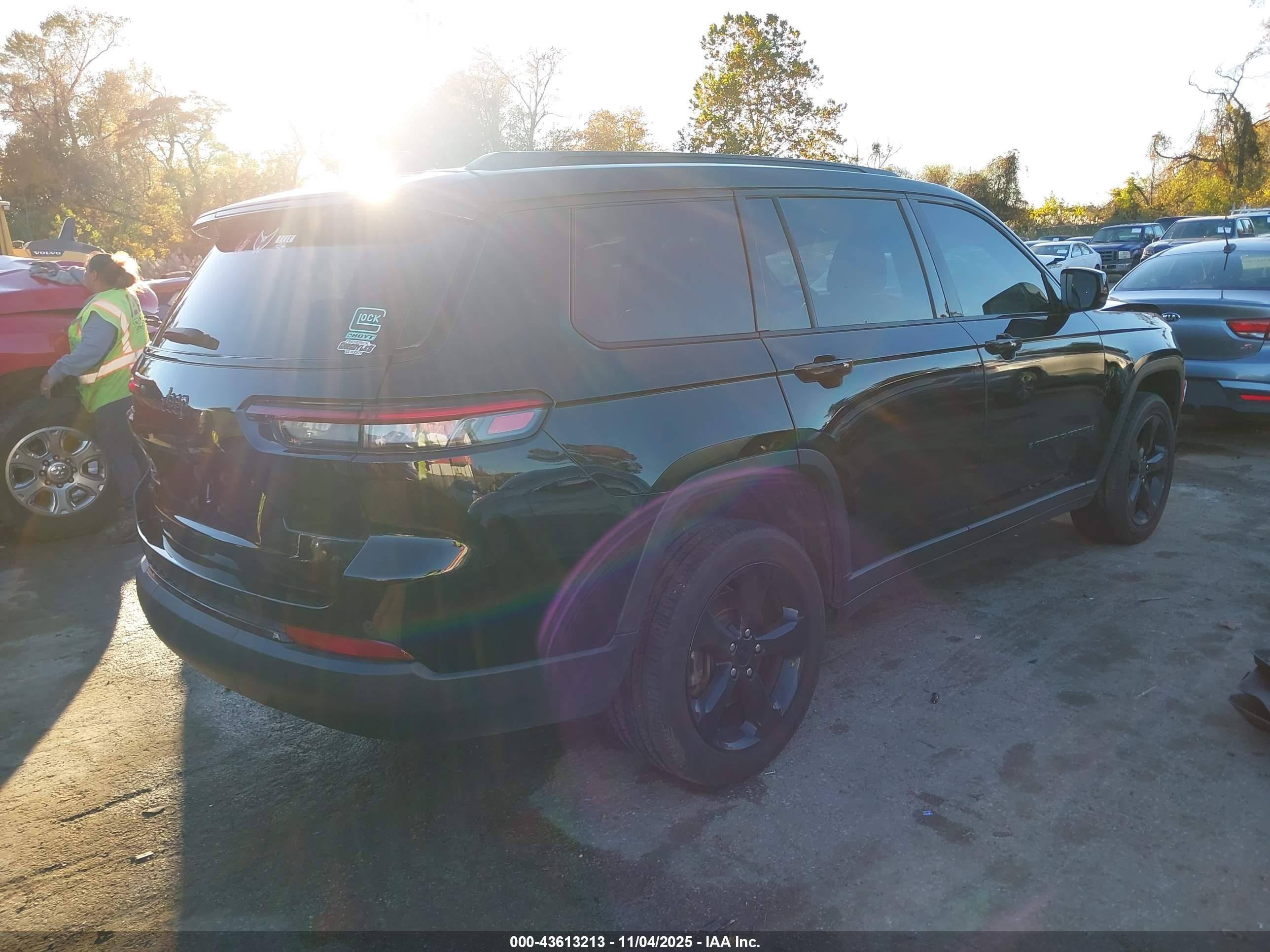 JEEP GRAND image 4
