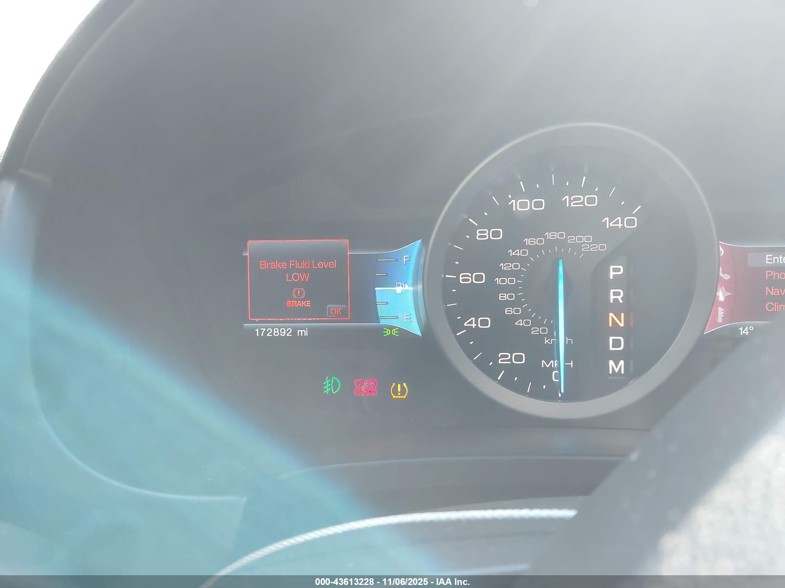 FORD EXPLORER image 7