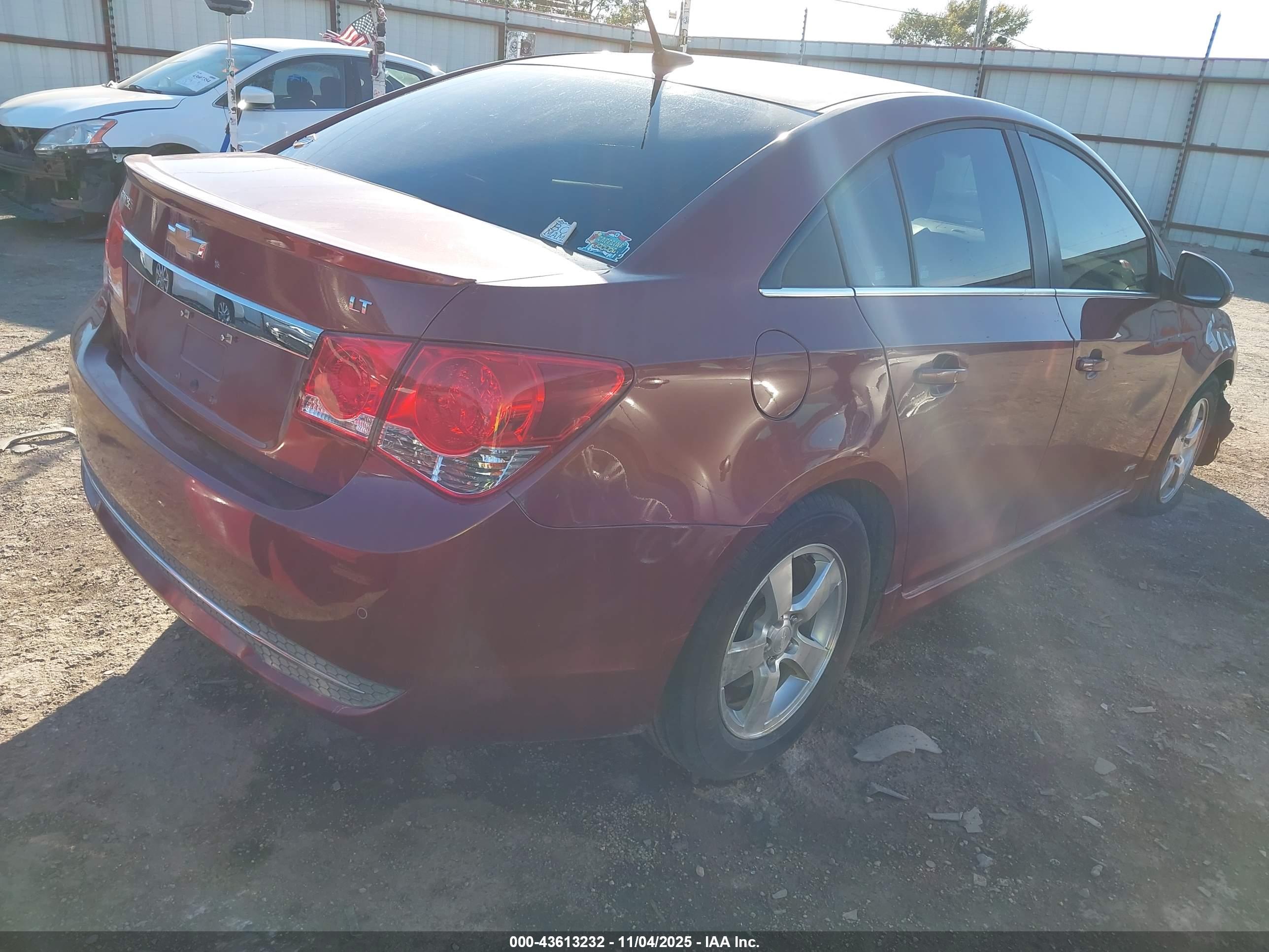 CHEVROLET CRUZE image 4