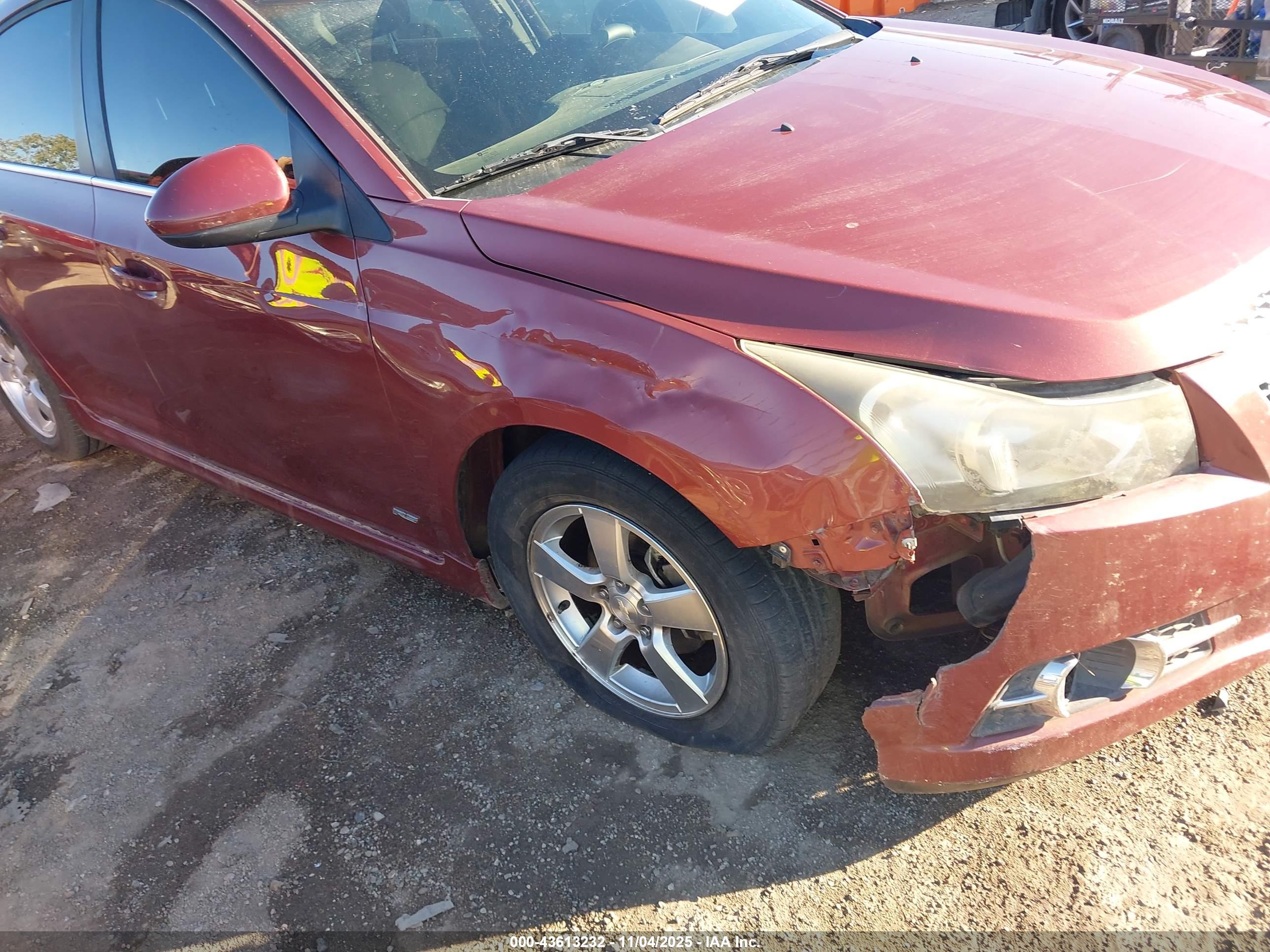CHEVROLET CRUZE image 6