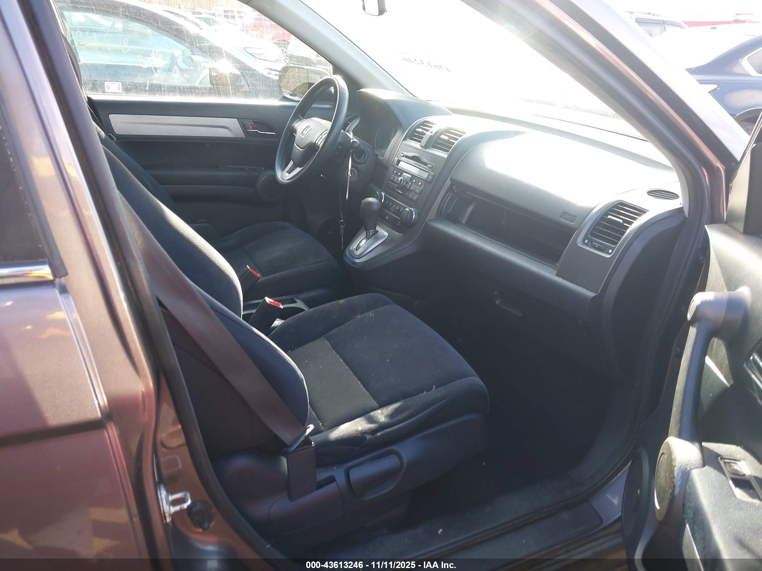 HONDA CR-V image 5