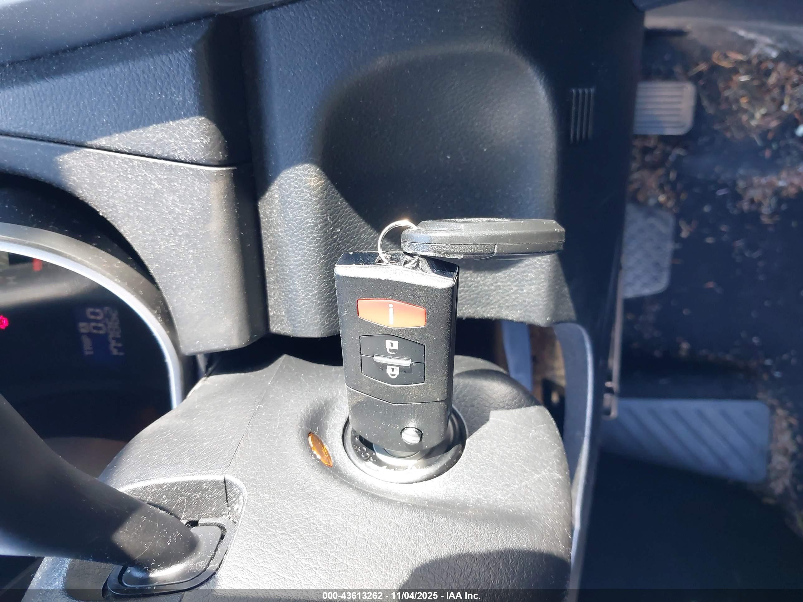 MAZDA CX-7 image 11