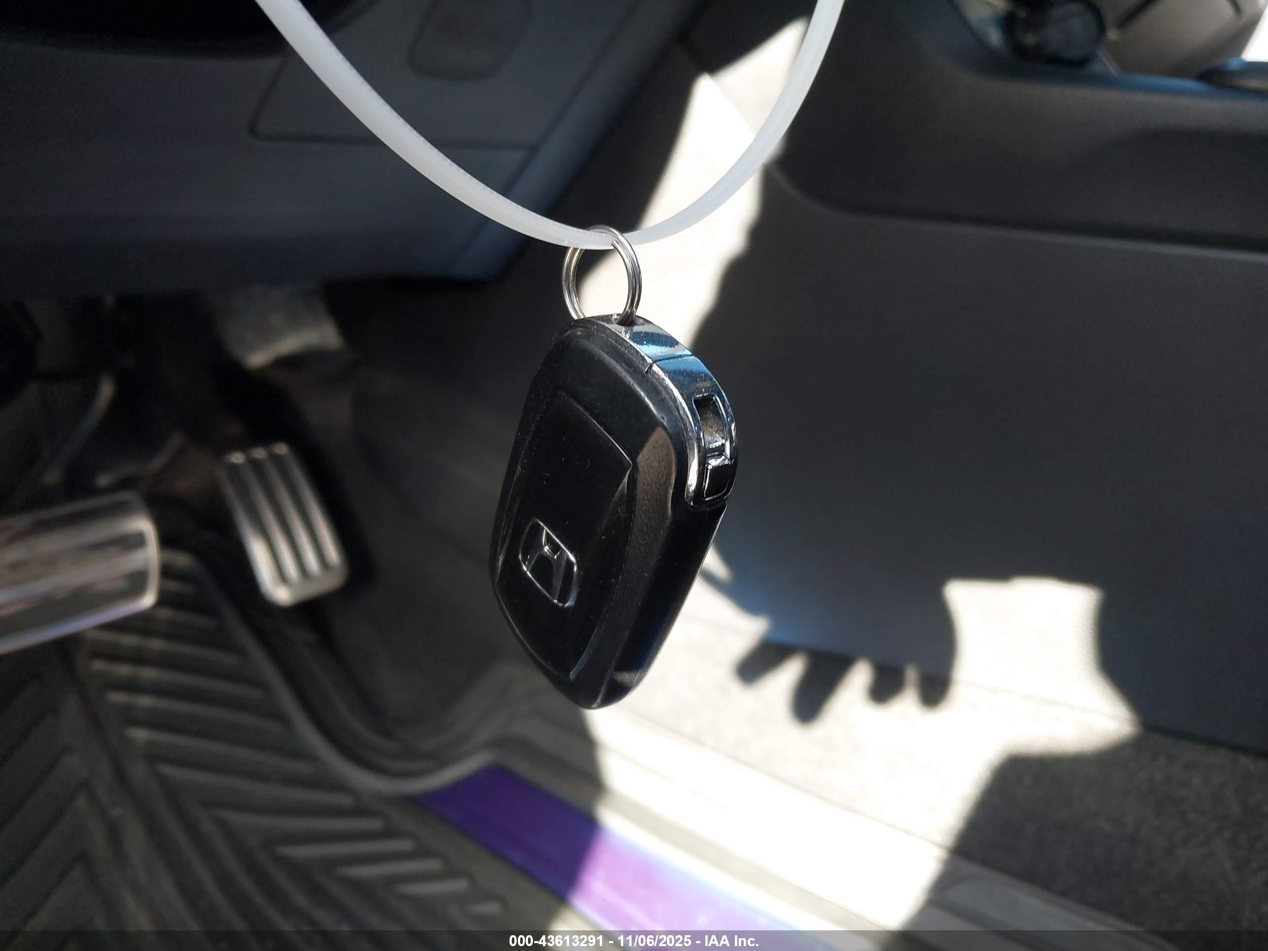 HONDA CIVIC image 11
