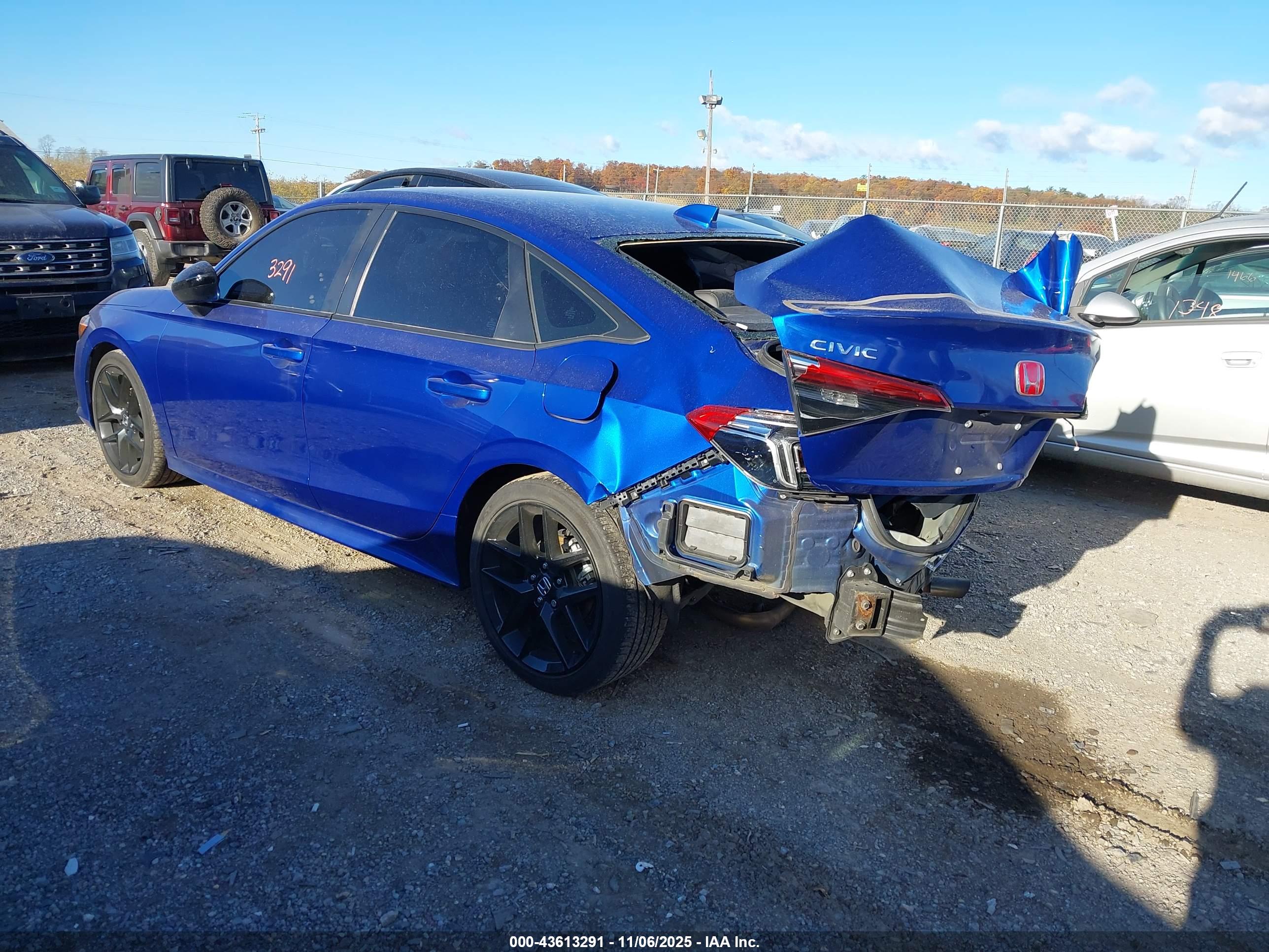 HONDA CIVIC image 3