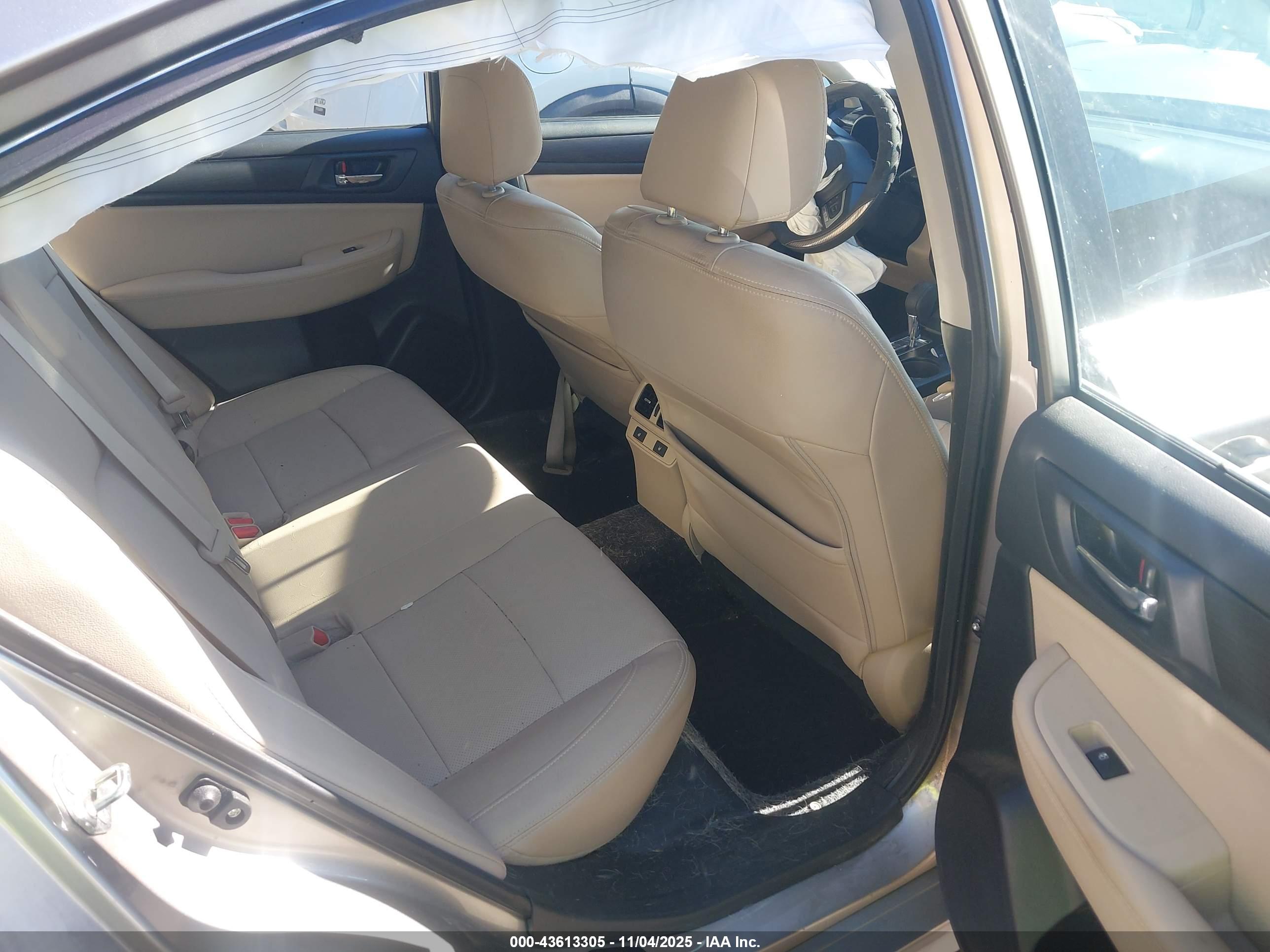 SUBARU LEGACY image 8