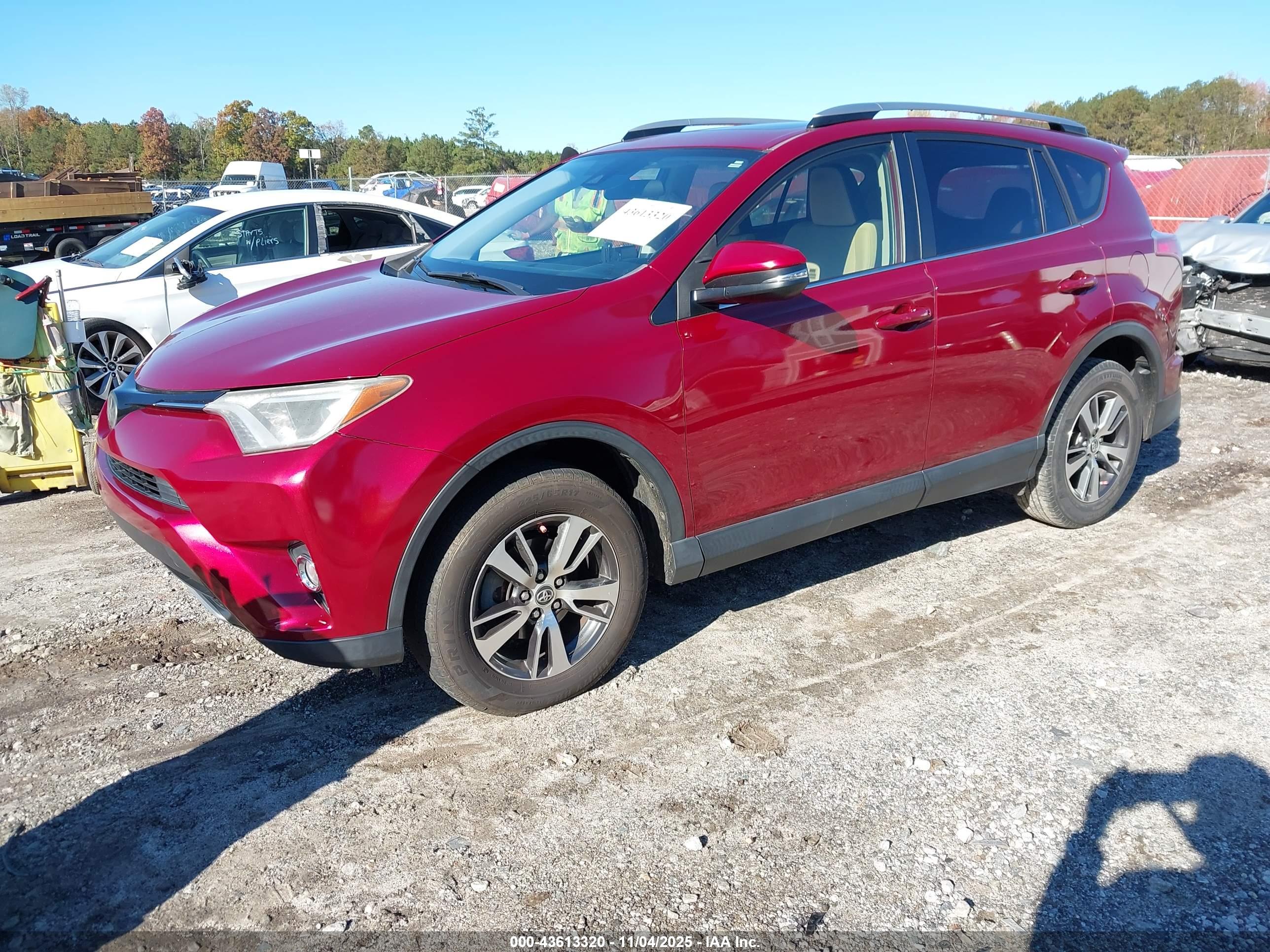 TOYOTA RAV4 image 2