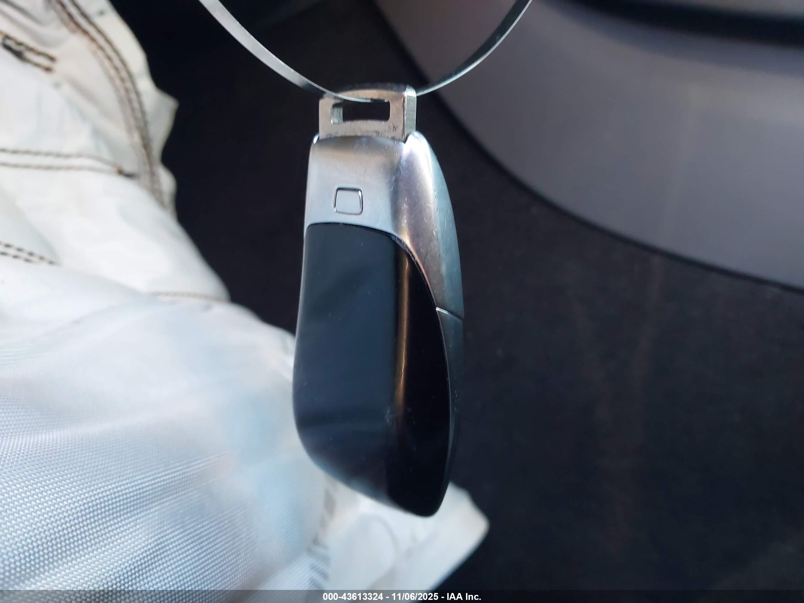 MERCEDES-BENZ S image 11