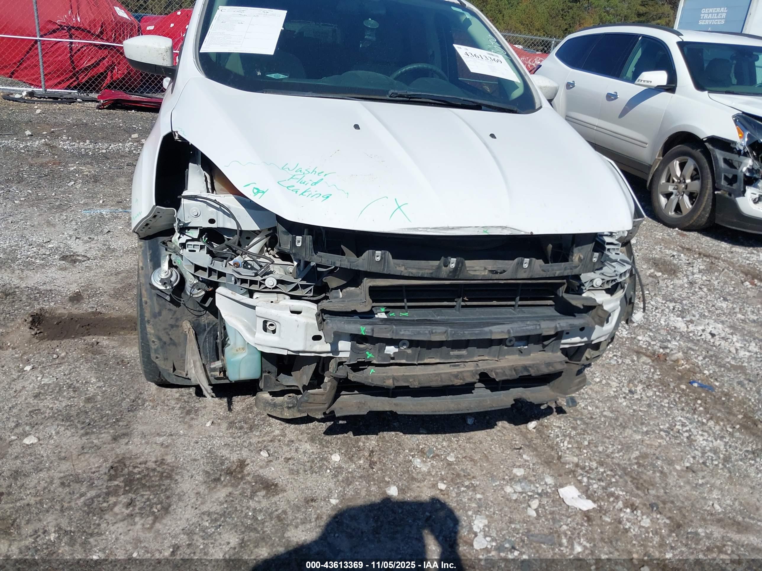FORD ESCAPE image 6