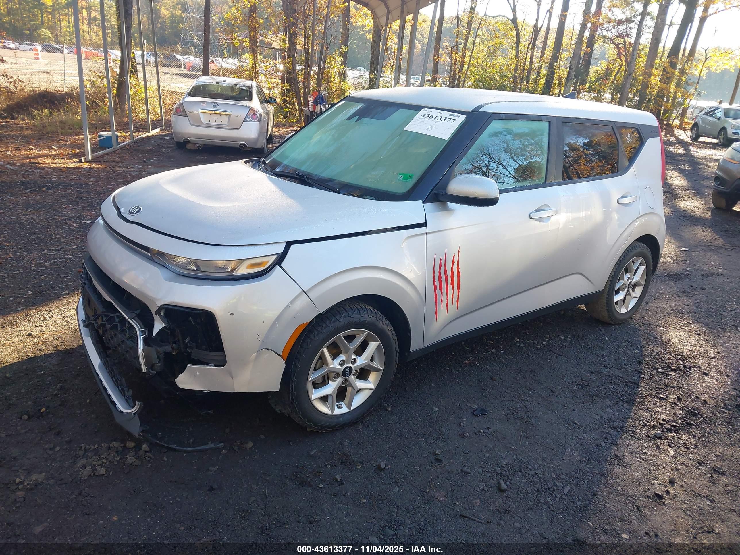 KIA SOUL image 2