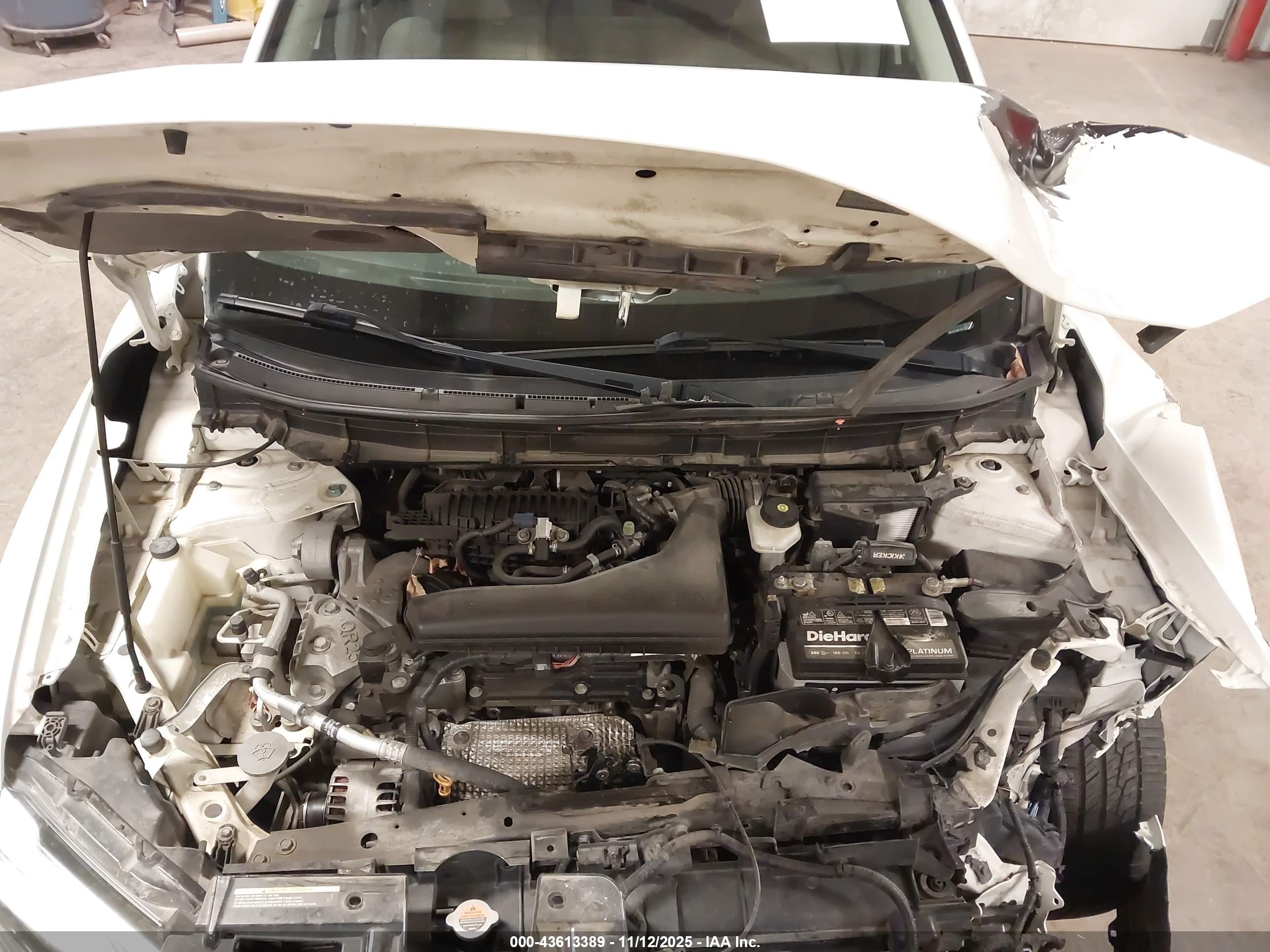 NISSAN ROGUE image 10