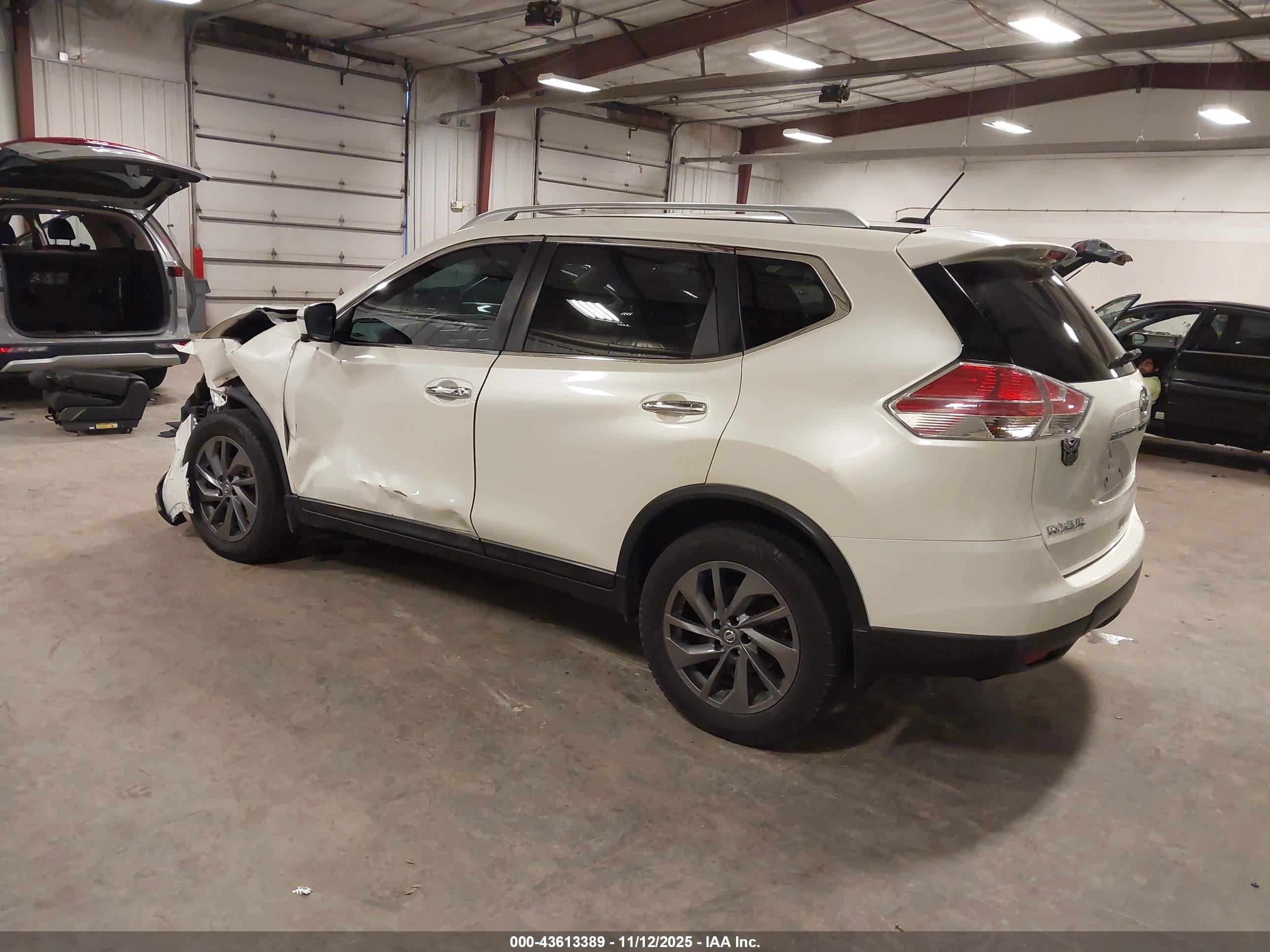 NISSAN ROGUE image 3