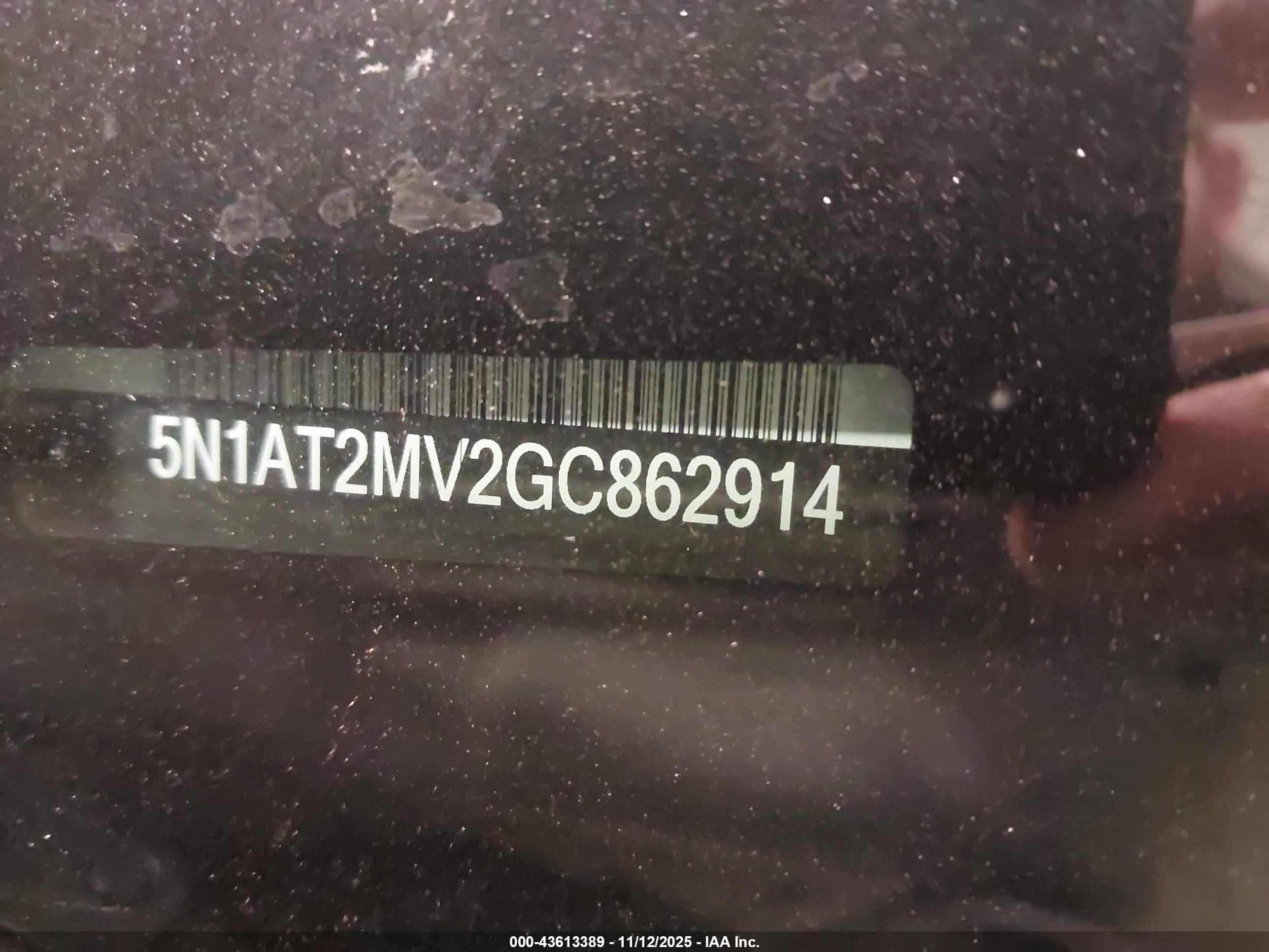 NISSAN ROGUE image 9