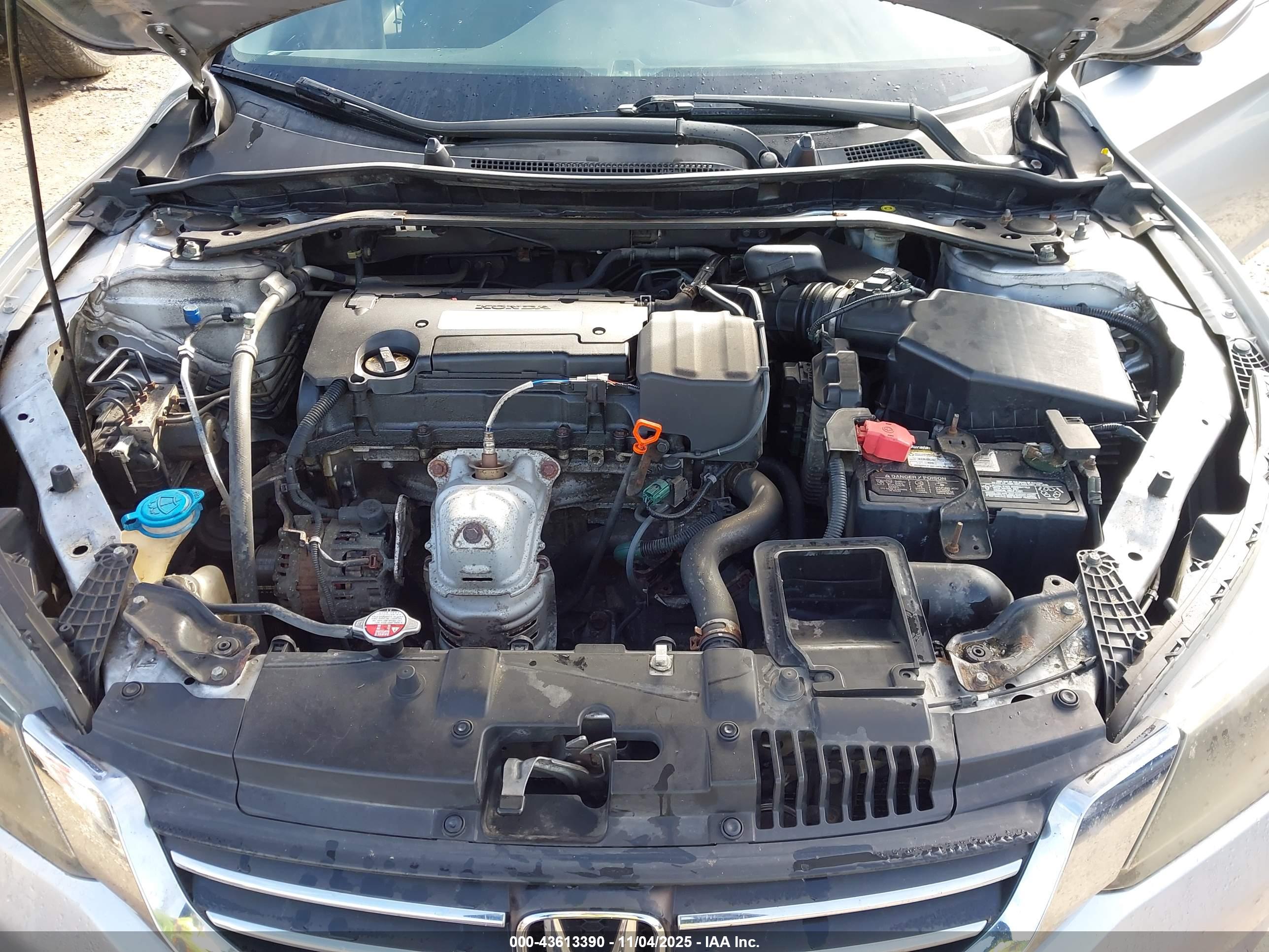 HONDA ACCORD image 10