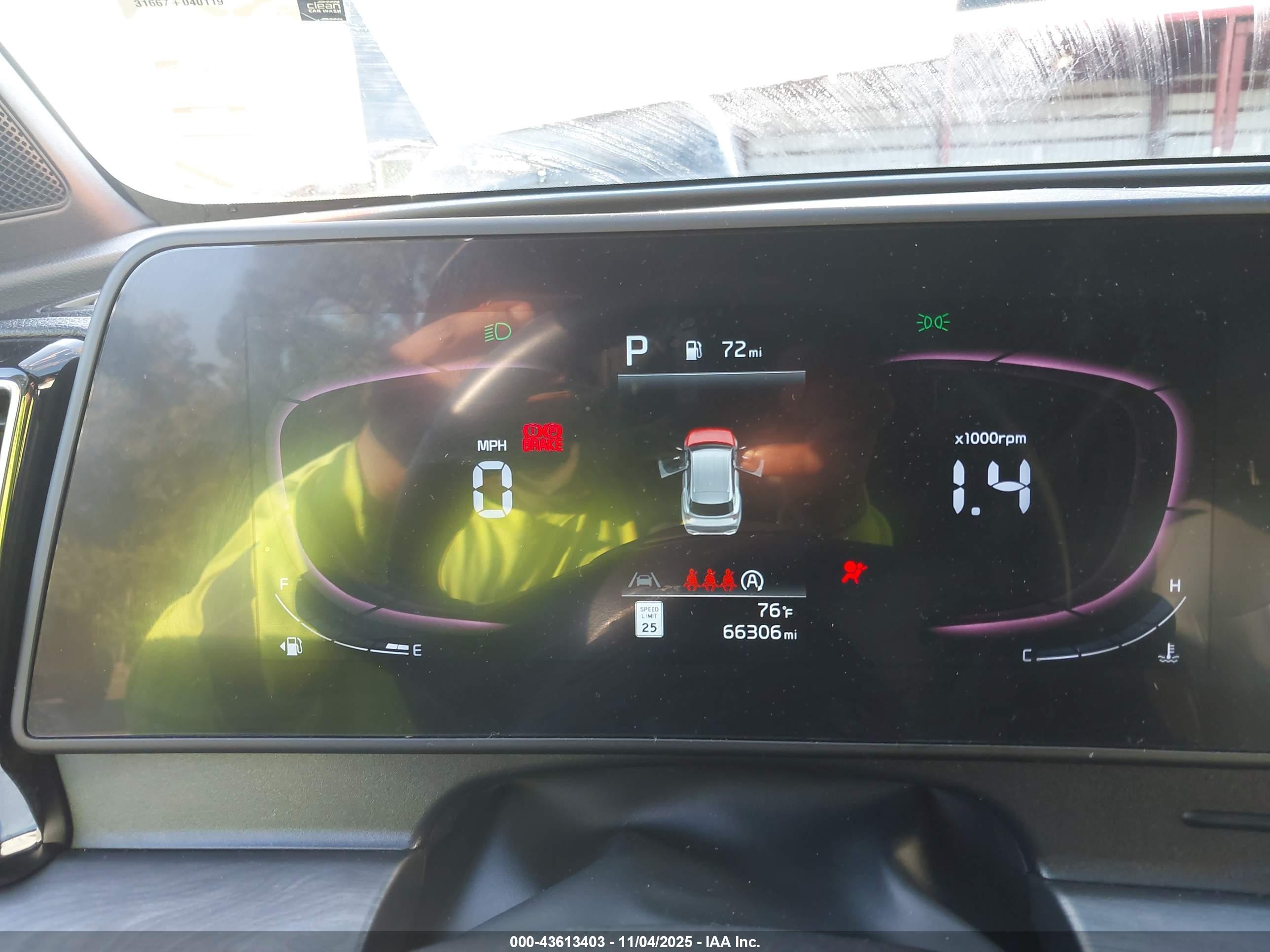 KIA SPORTAGE image 7