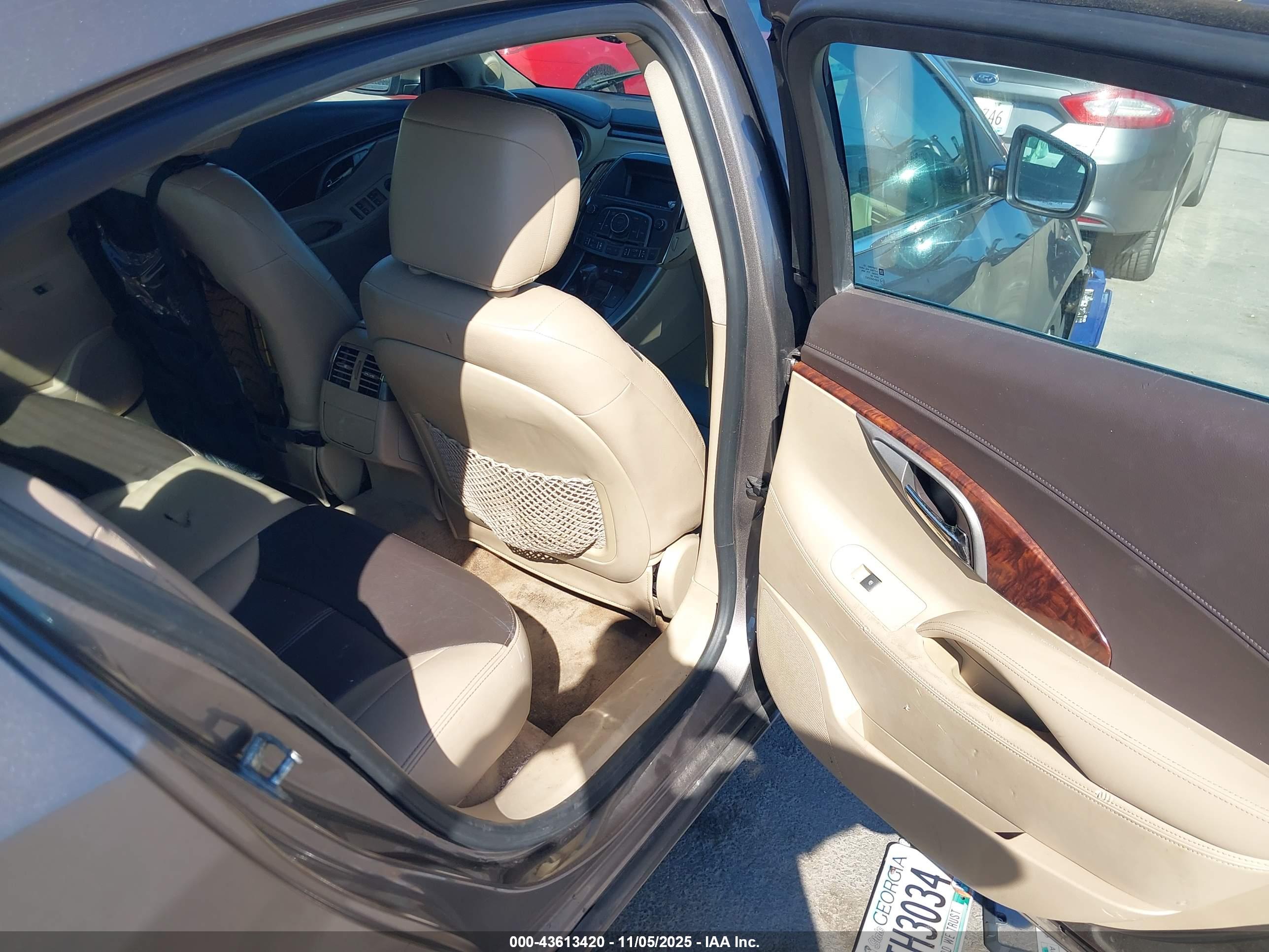 BUICK LACROSSE image 8