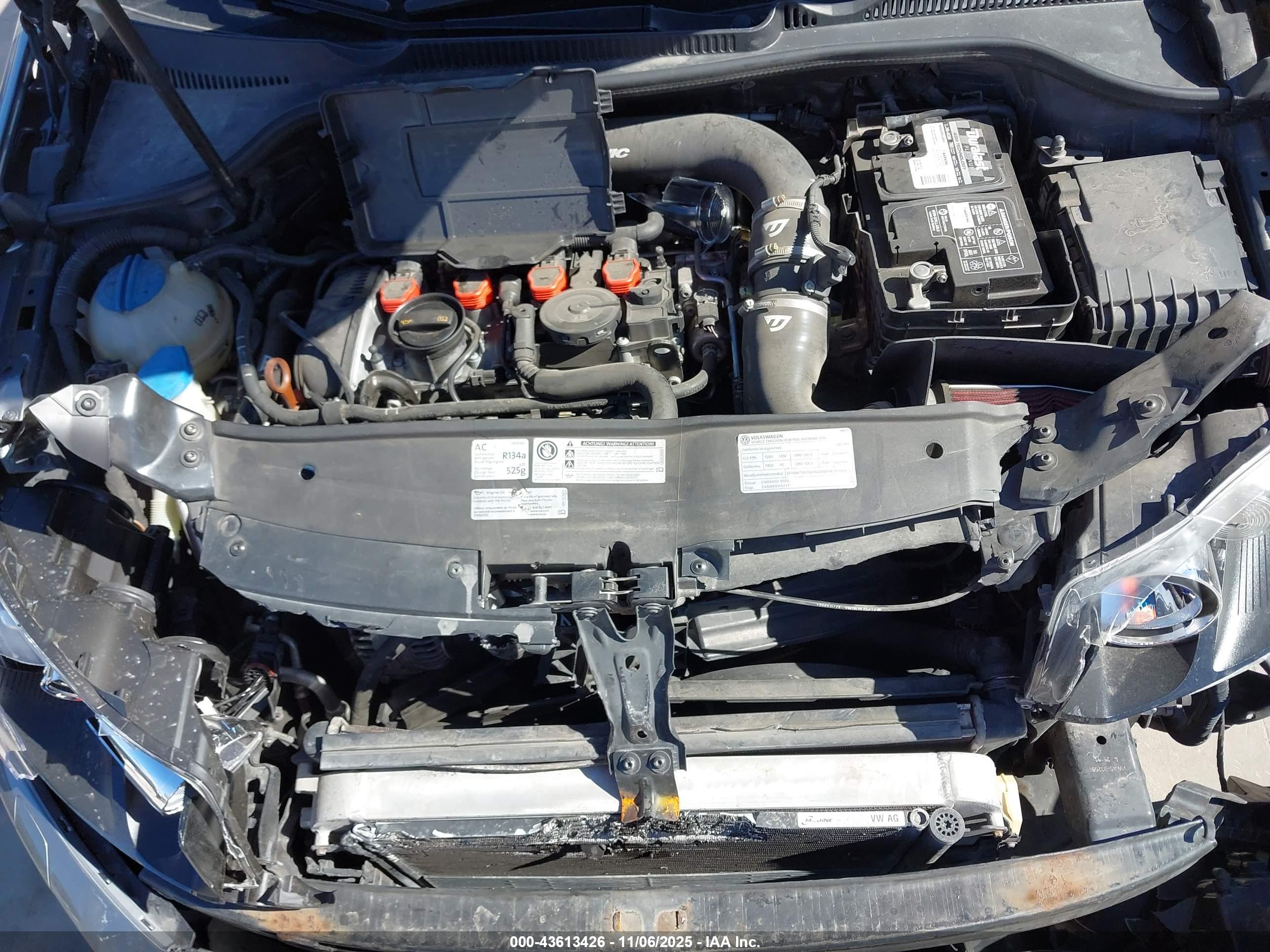 VOLKSWAGEN GTI image 10