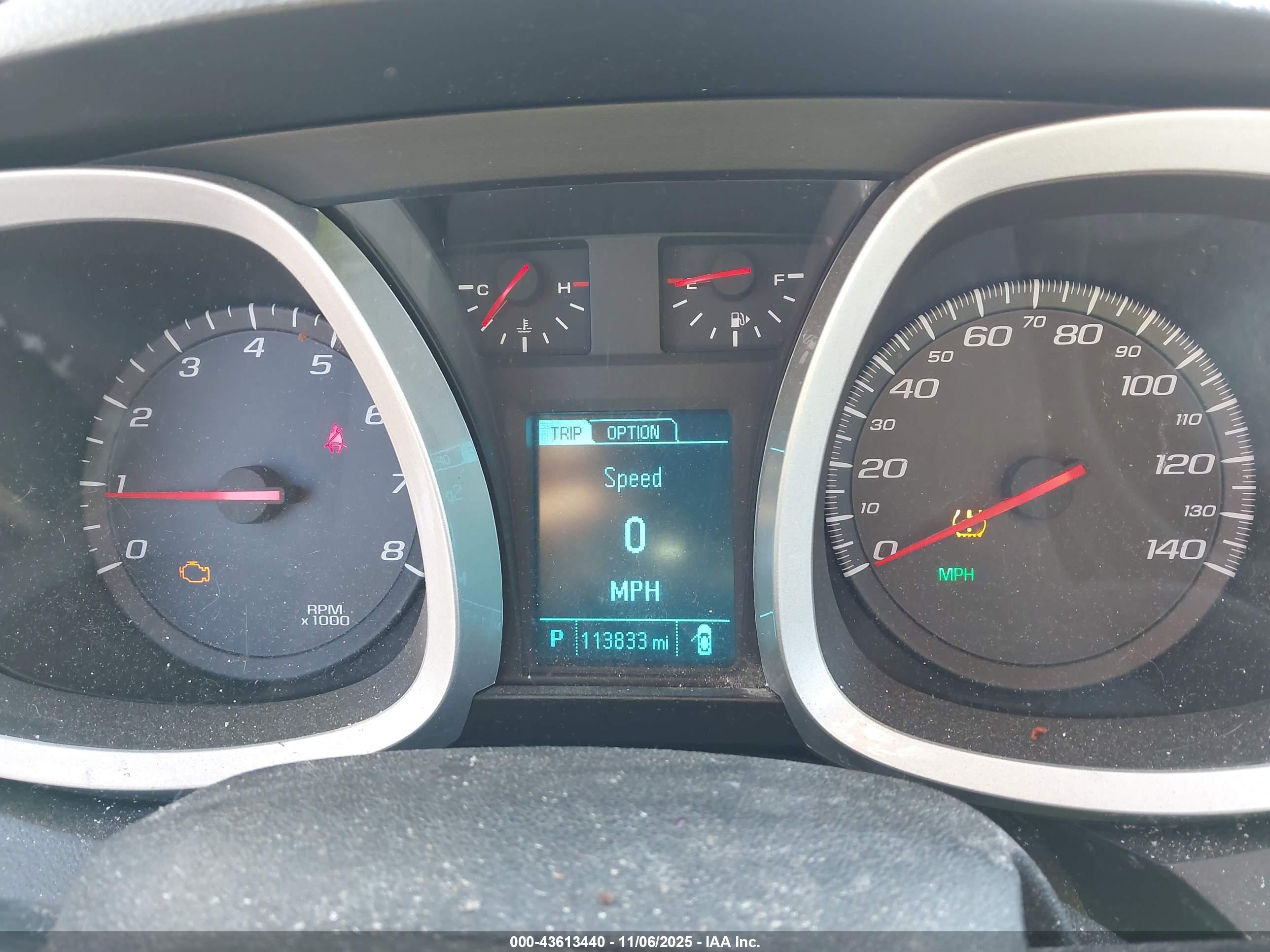 CHEVROLET EQUINOX image 7