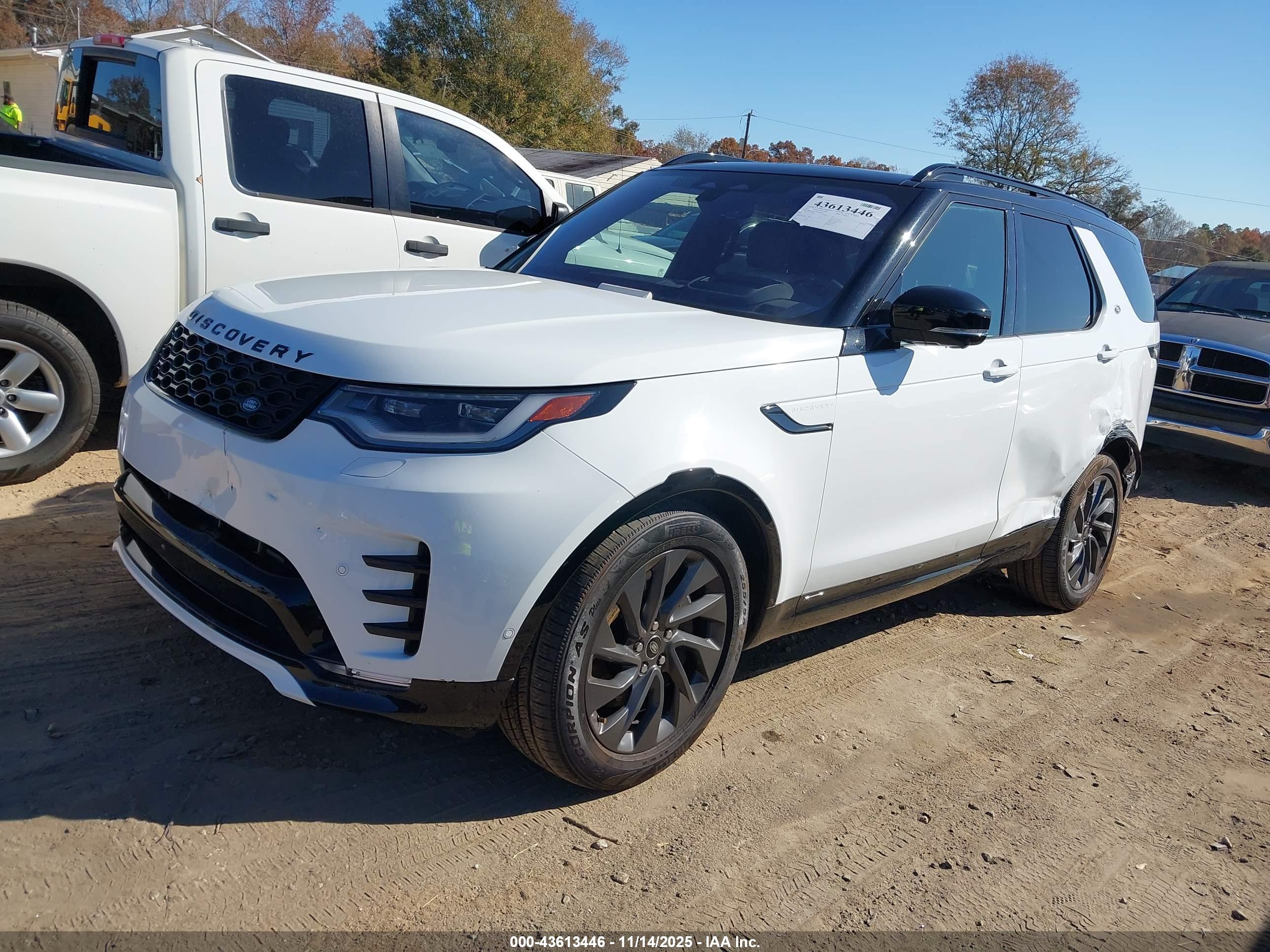 LAND ROVER image 2
