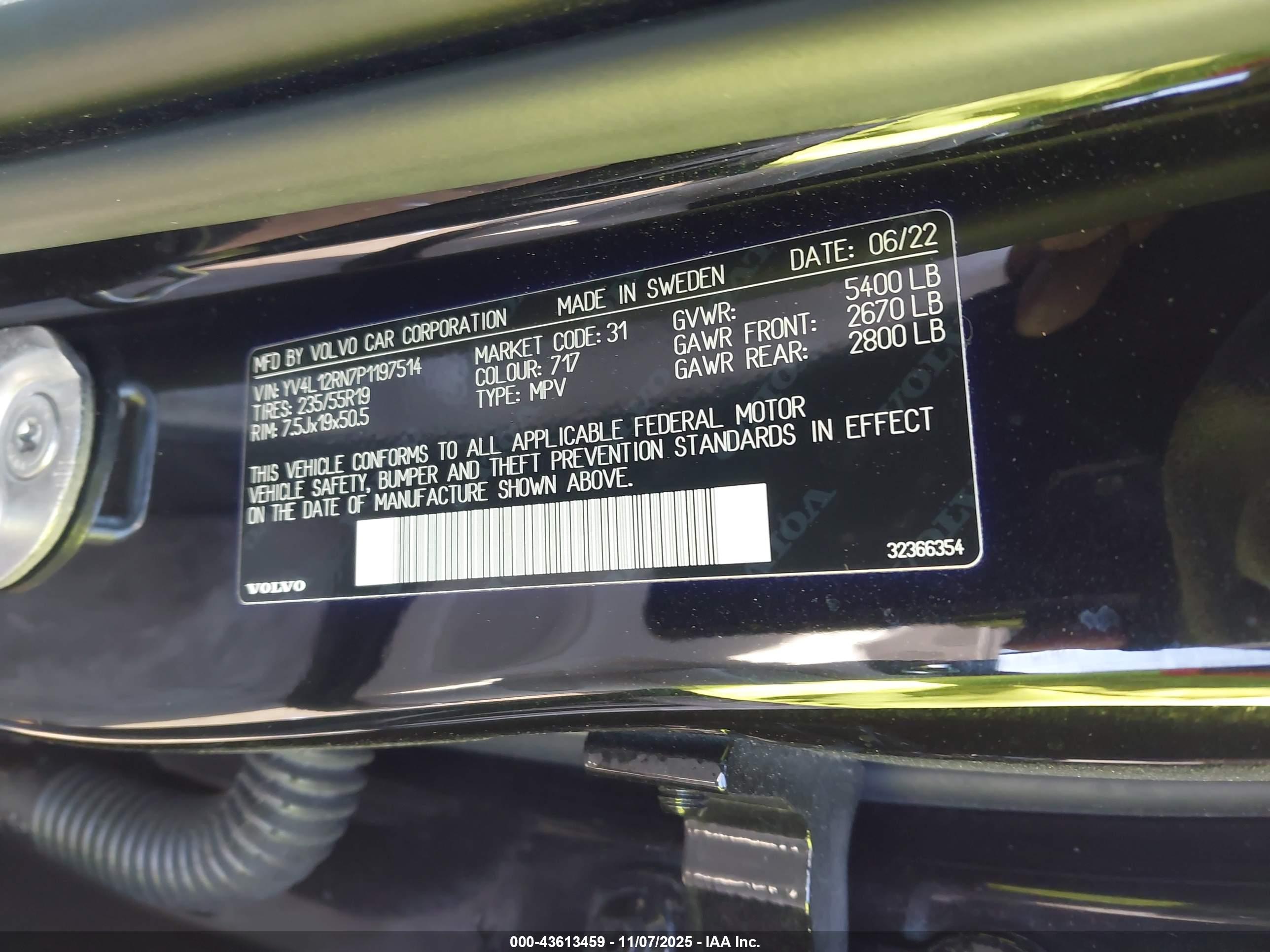 VOLVO XC60 image 9