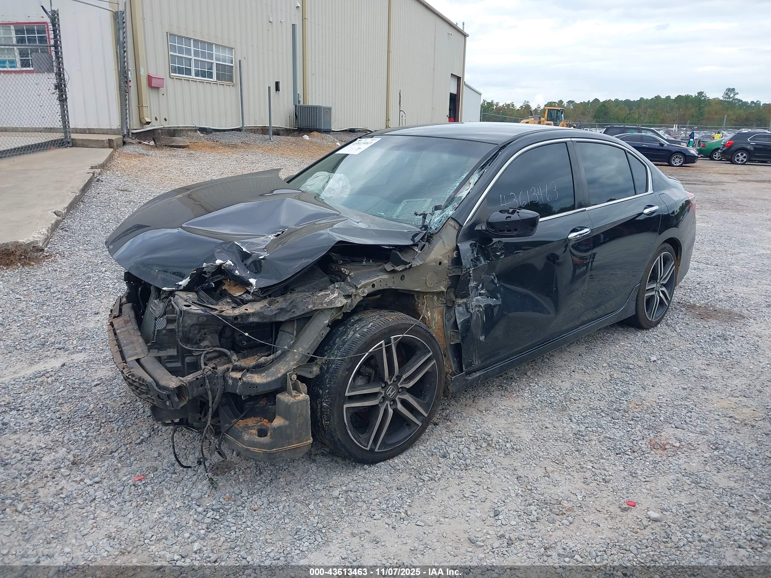 HONDA ACCORD image 2