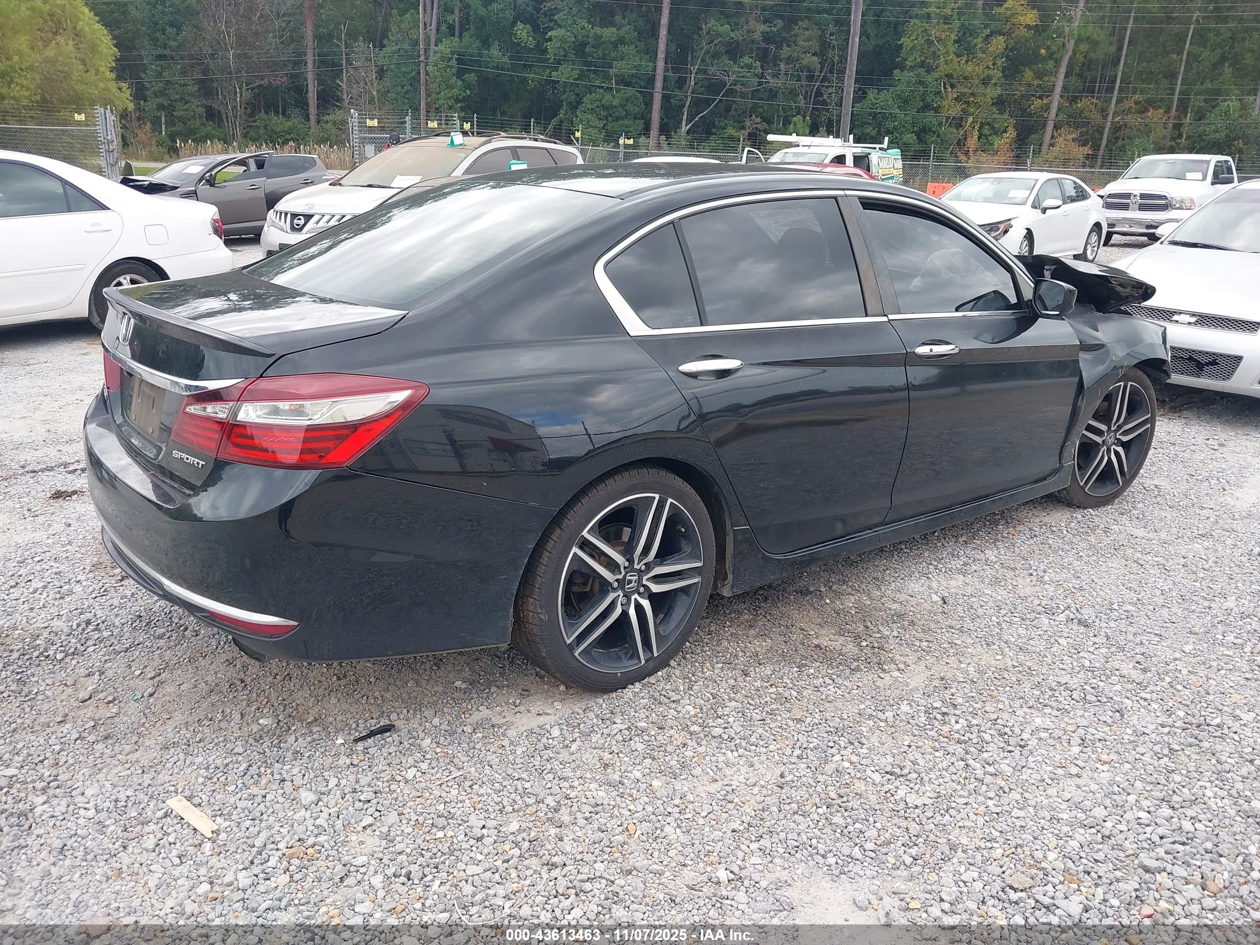 HONDA ACCORD image 4