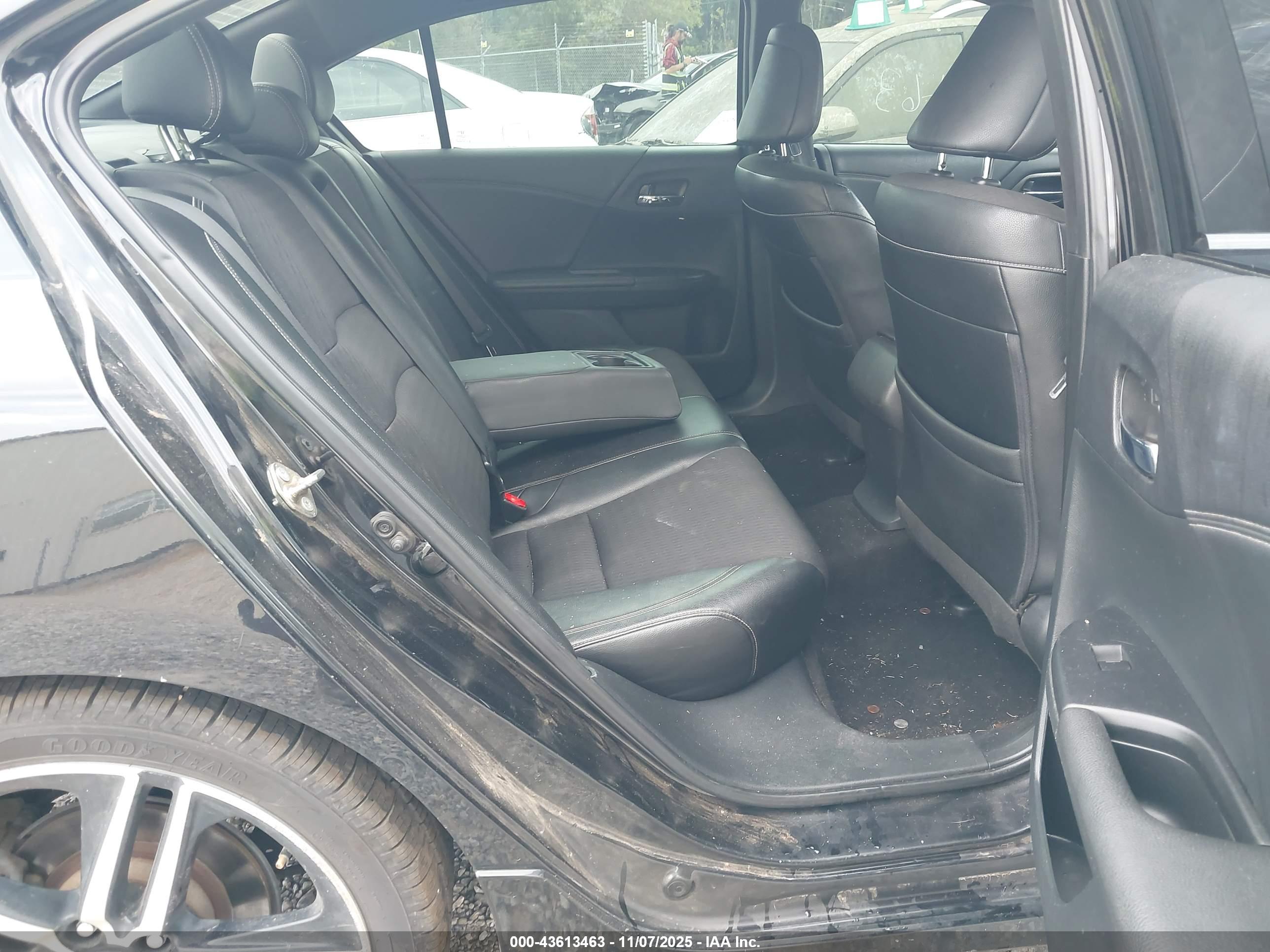 HONDA ACCORD image 8