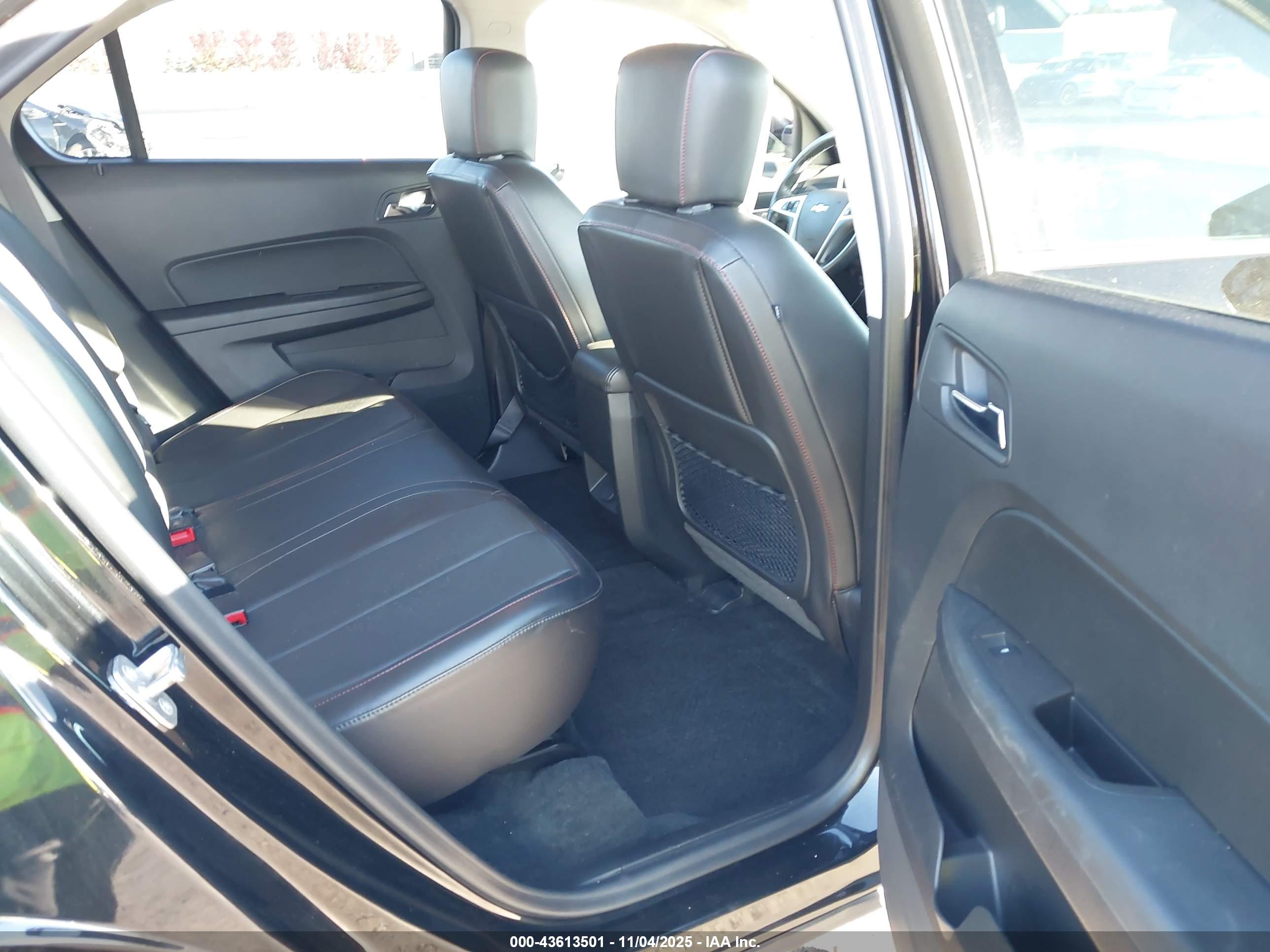 CHEVROLET EQUINOX image 8