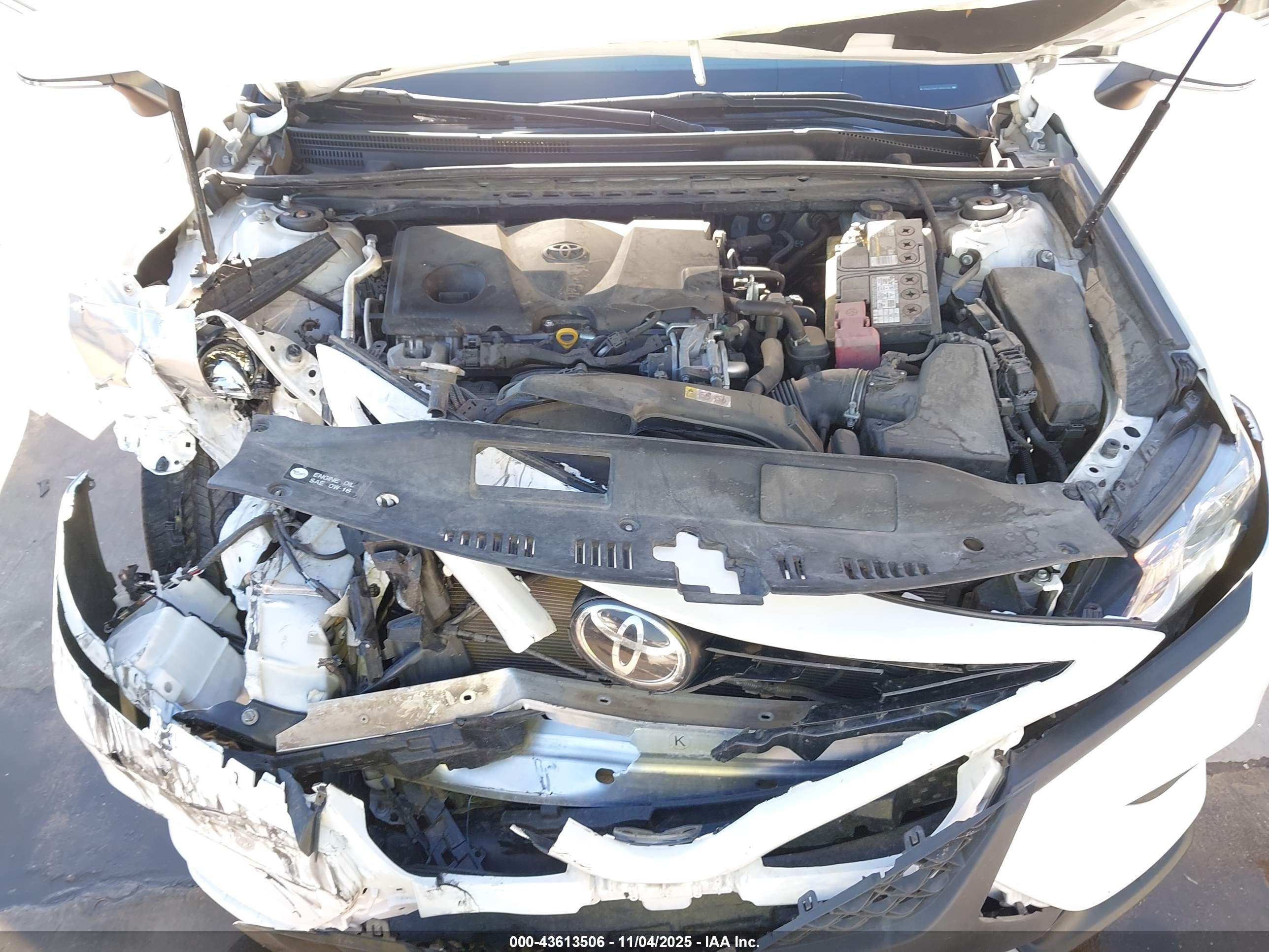 TOYOTA CAMRY image 10