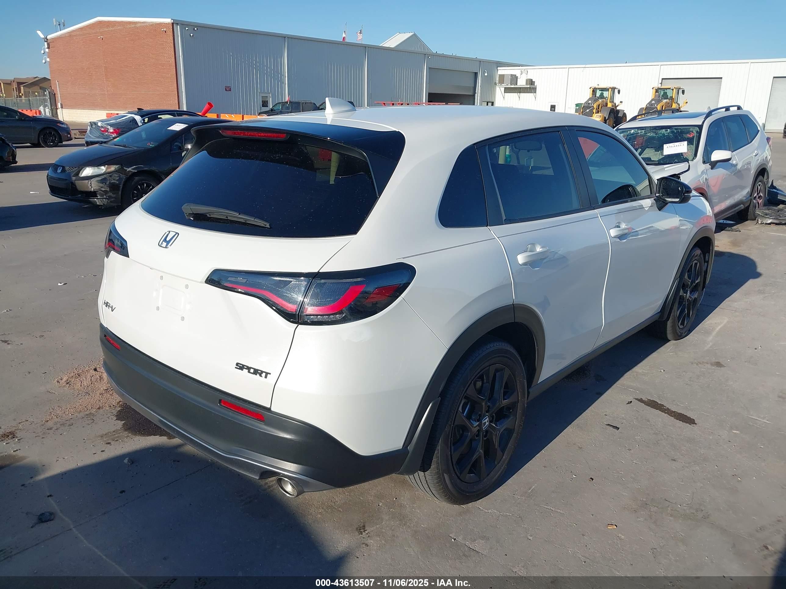 HONDA HR-V image 4