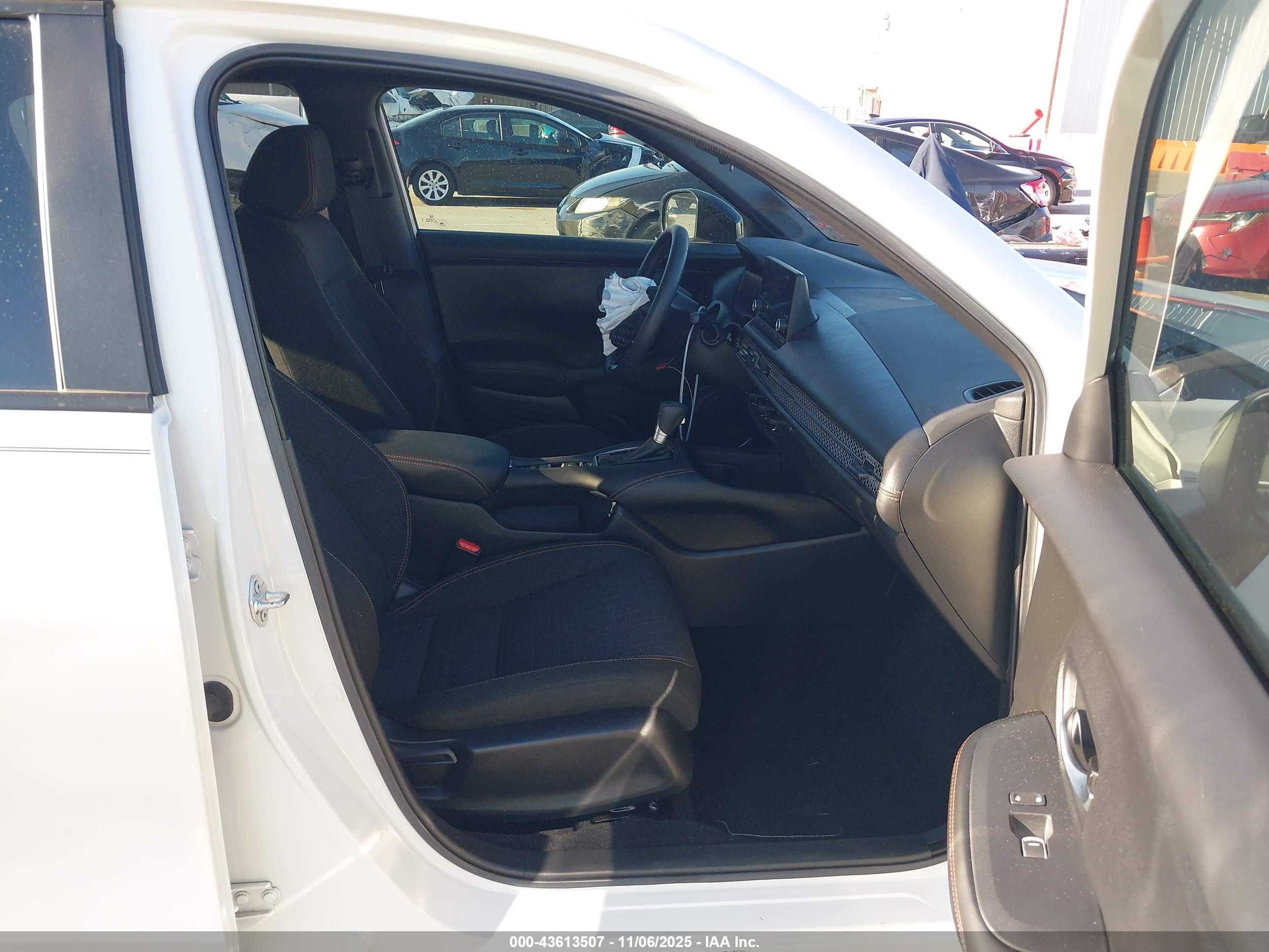 HONDA HR-V image 5