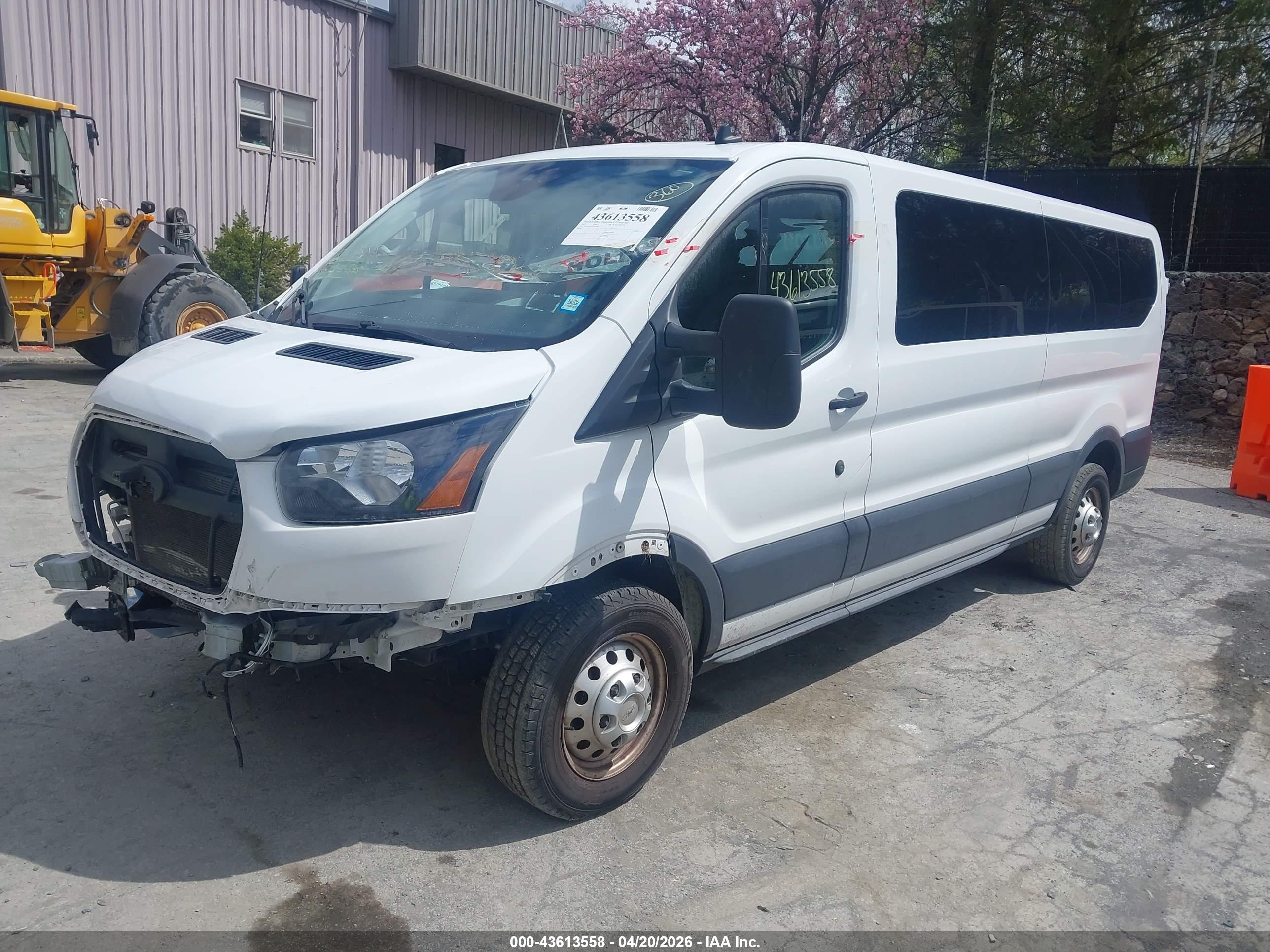 FORD TRANSIT-350 image 2