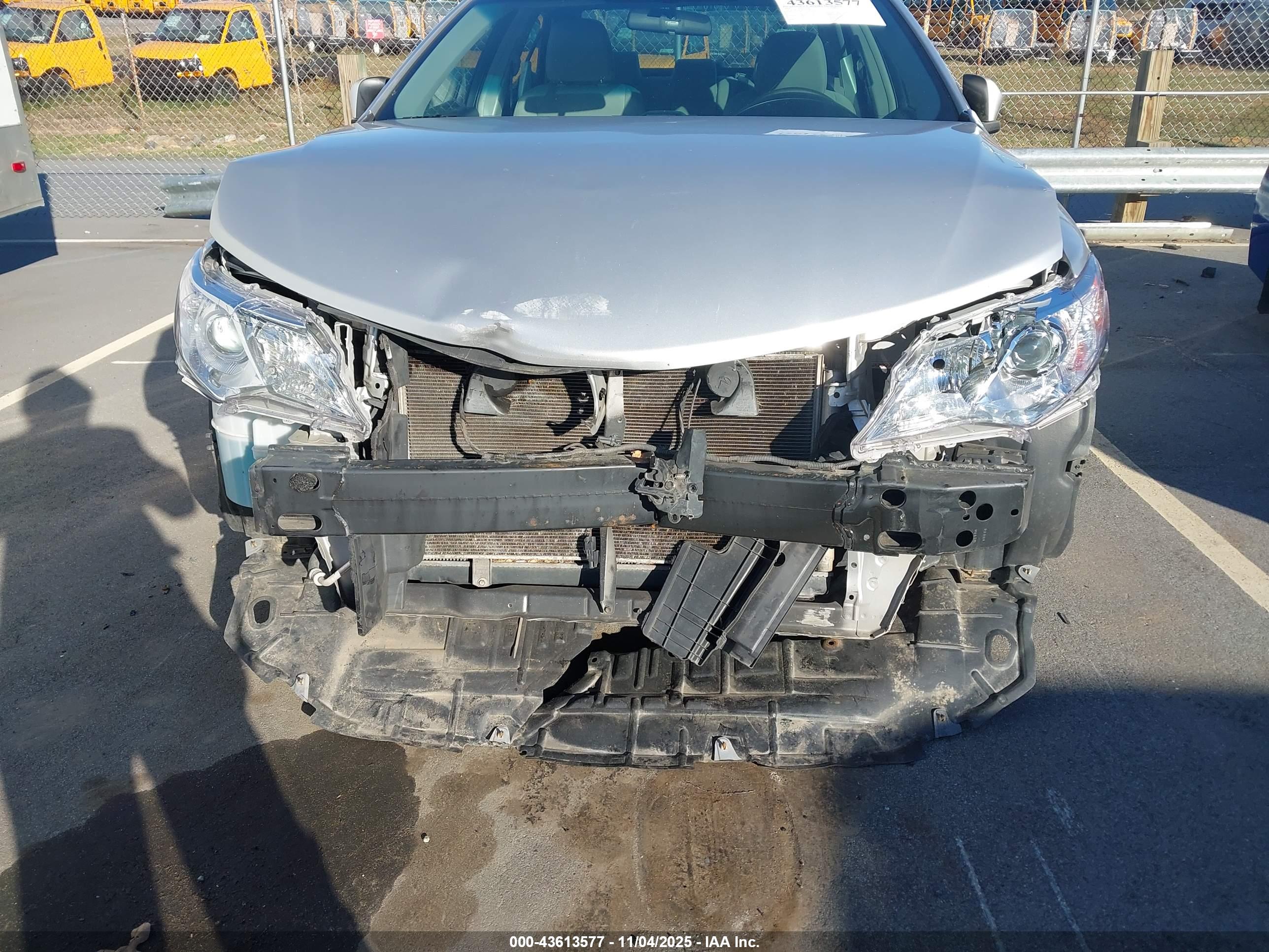 TOYOTA CAMRY image 6