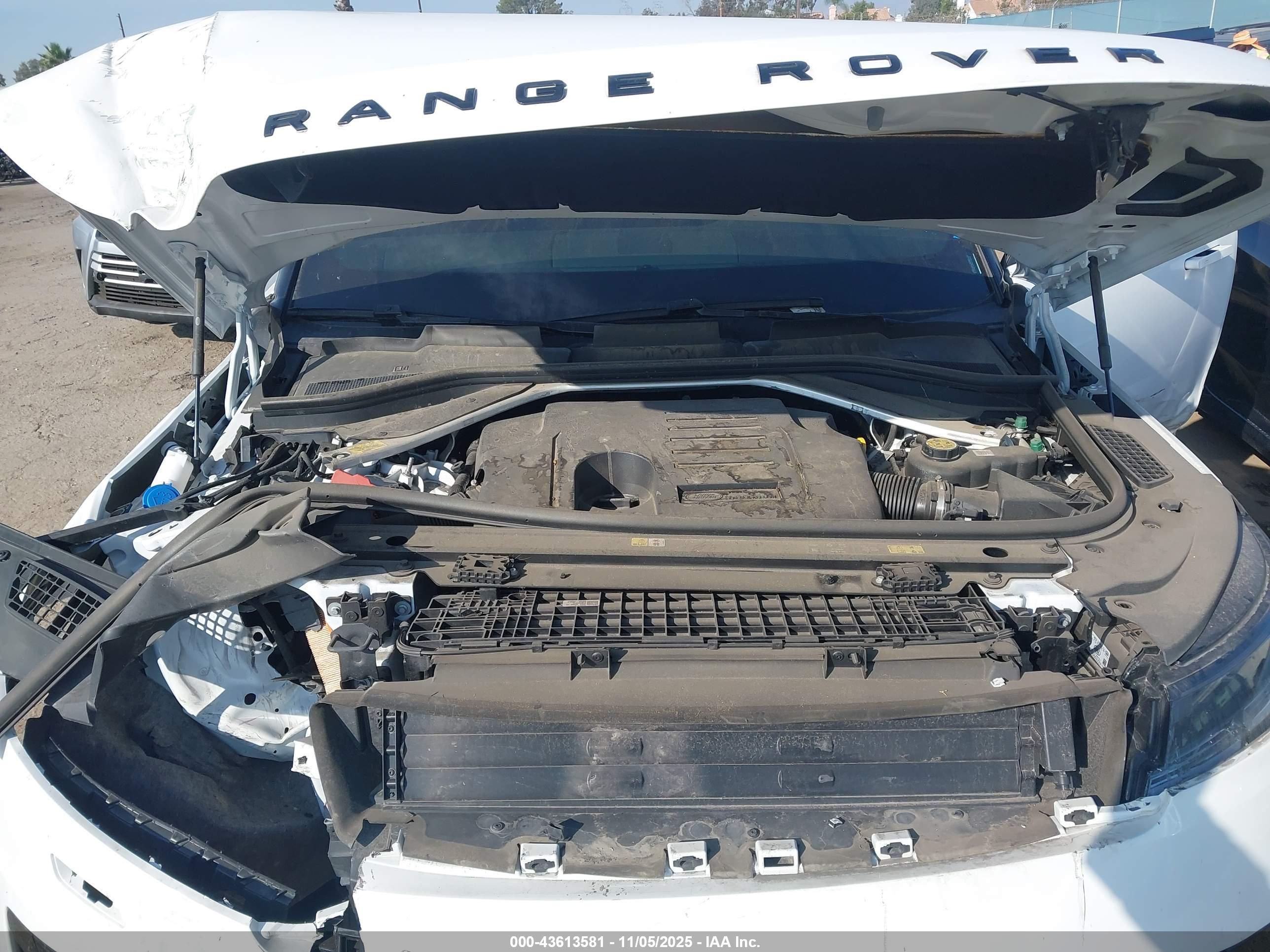 LAND ROVER image 10