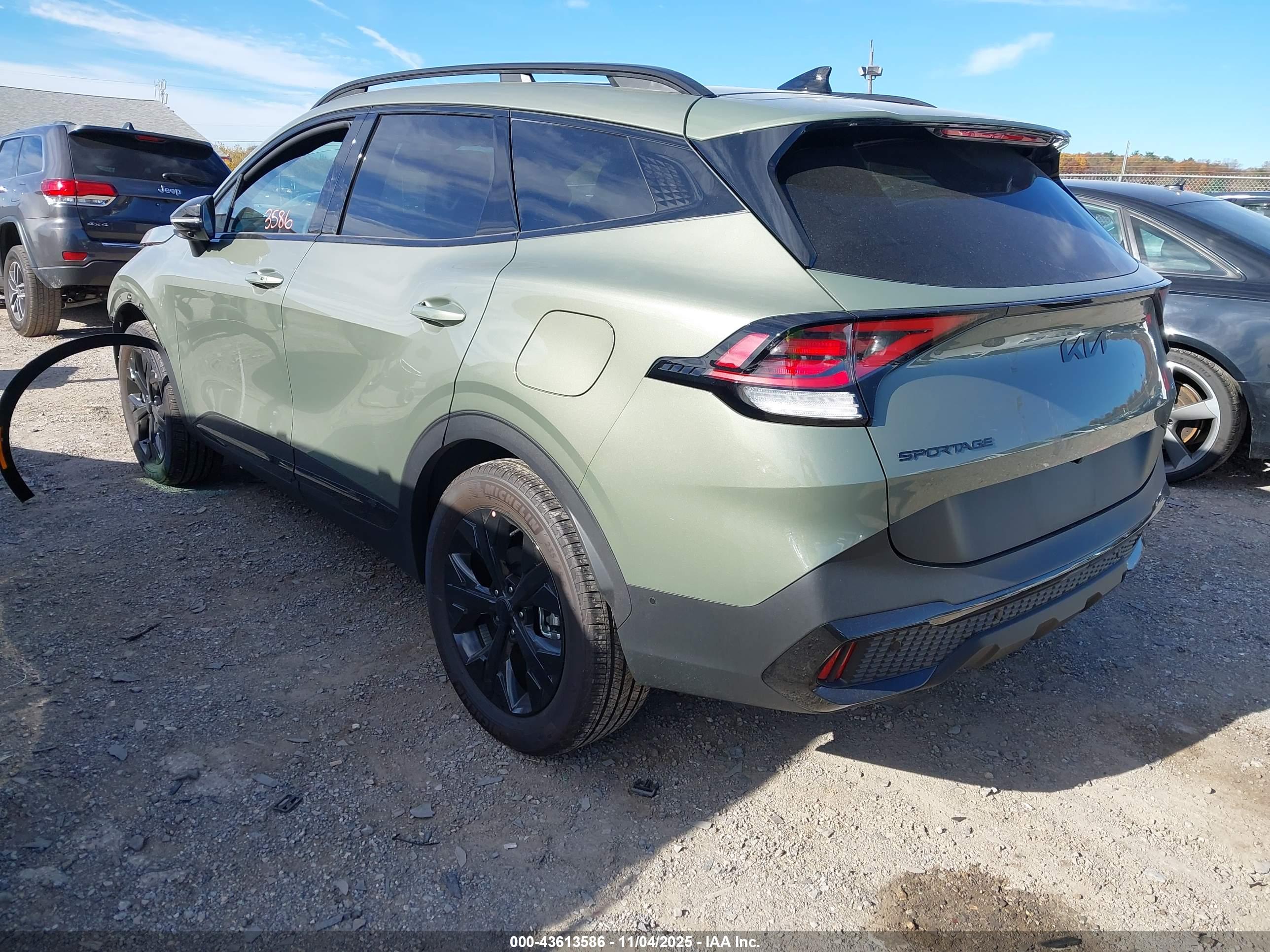 KIA SPORTAGE image 3
