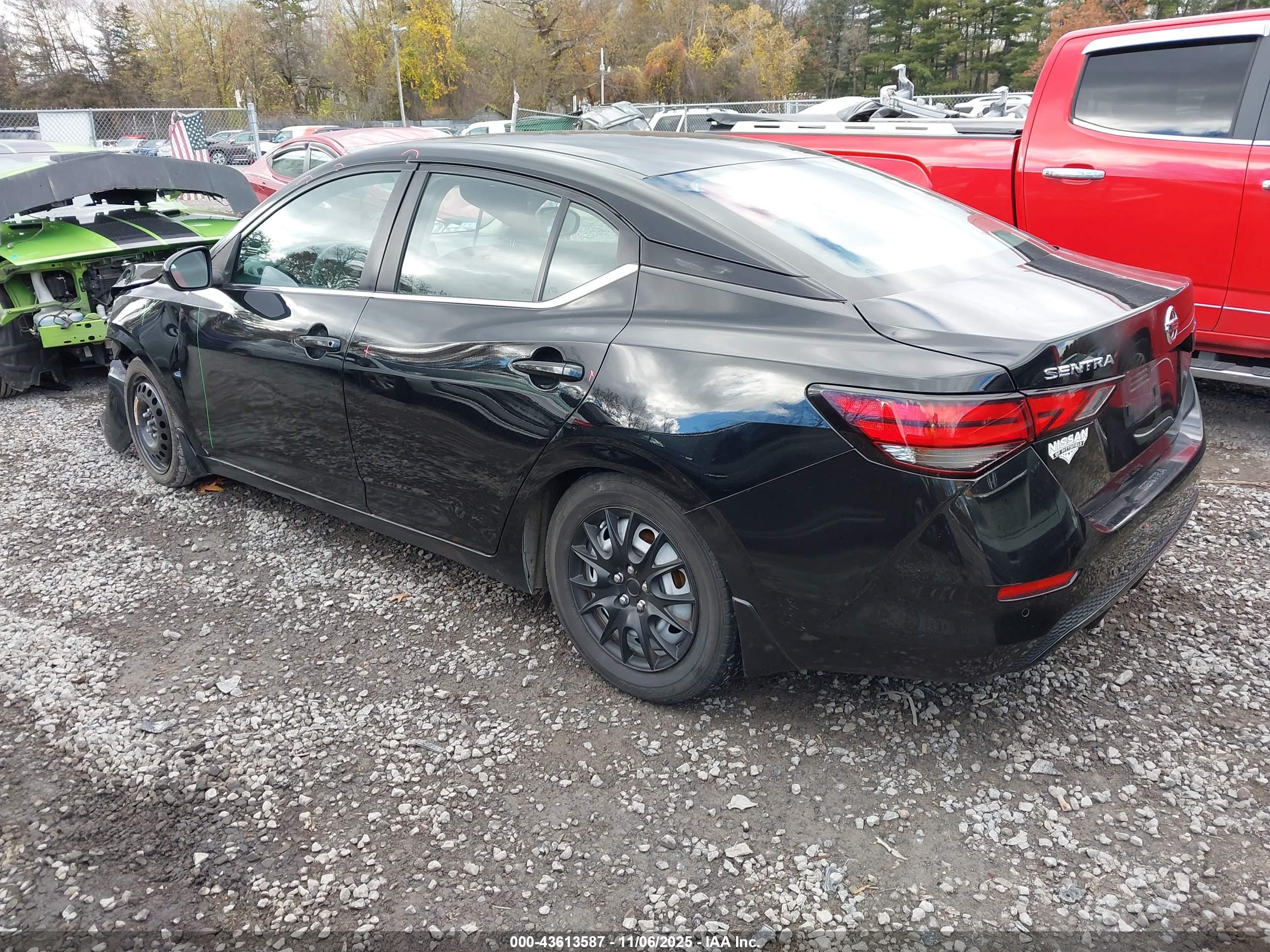 NISSAN SENTRA image 3